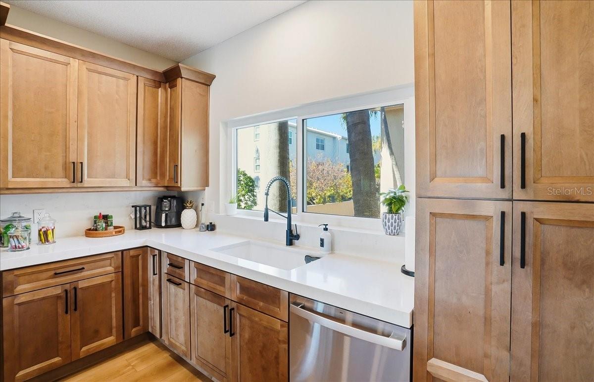 BRIDGEWATER TOWNHOMES - Residential