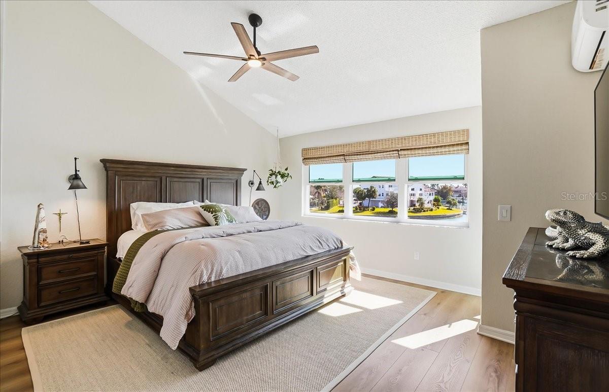 BRIDGEWATER TOWNHOMES - Residential