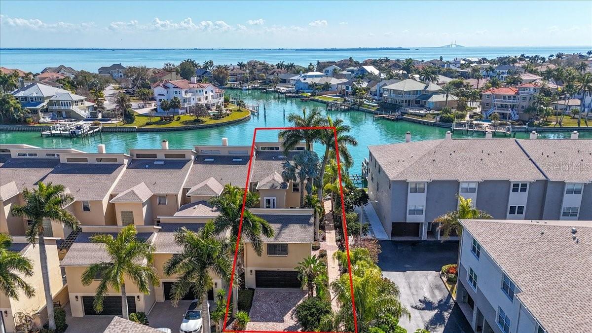 BRIDGEWATER TOWNHOMES - Residential