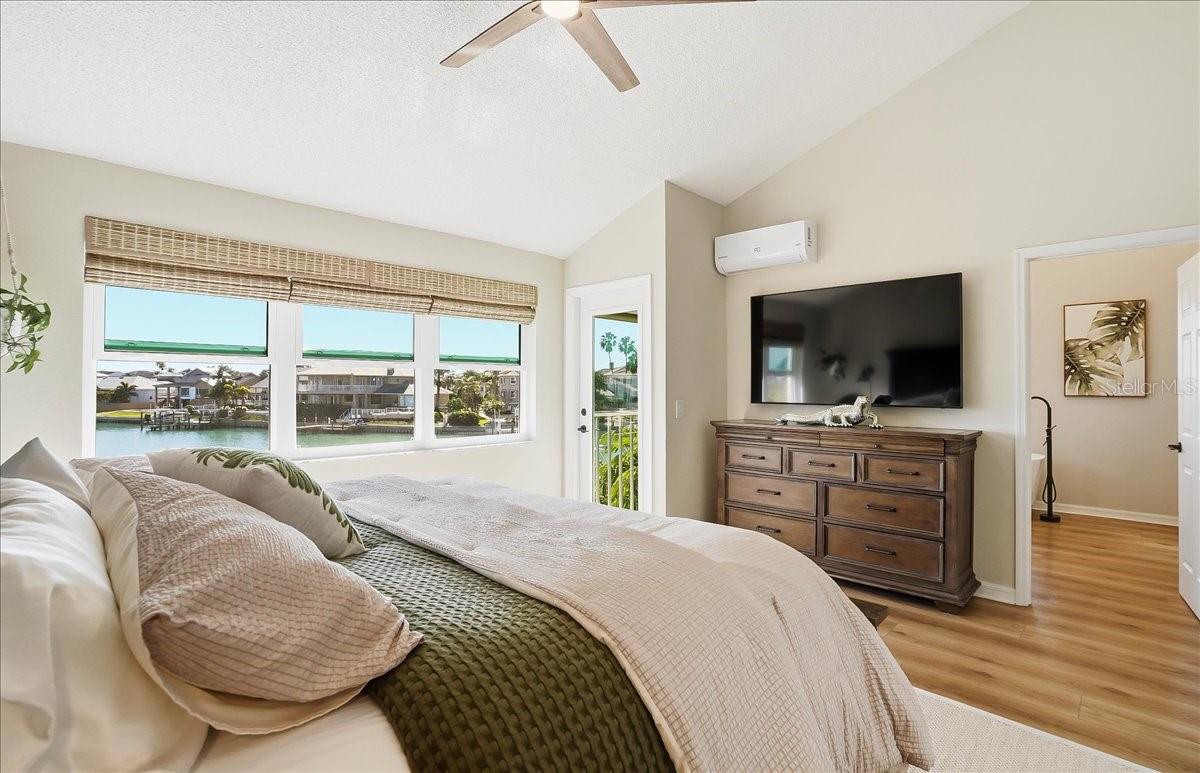 BRIDGEWATER TOWNHOMES - Residential