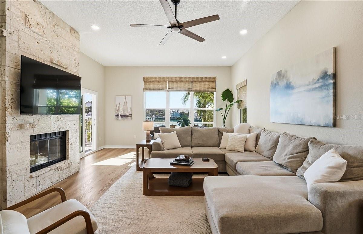 BRIDGEWATER TOWNHOMES - Residential