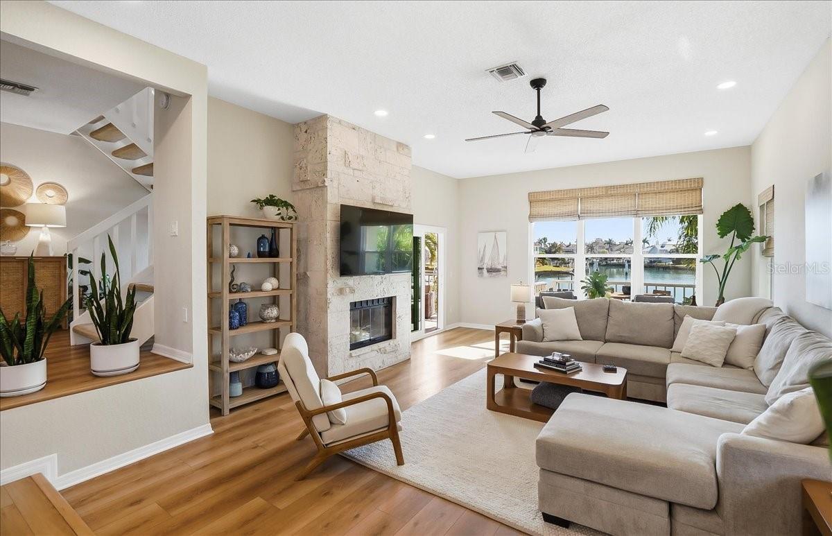 BRIDGEWATER TOWNHOMES - Residential