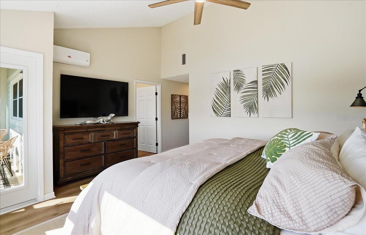 BRIDGEWATER TOWNHOMES - Residential