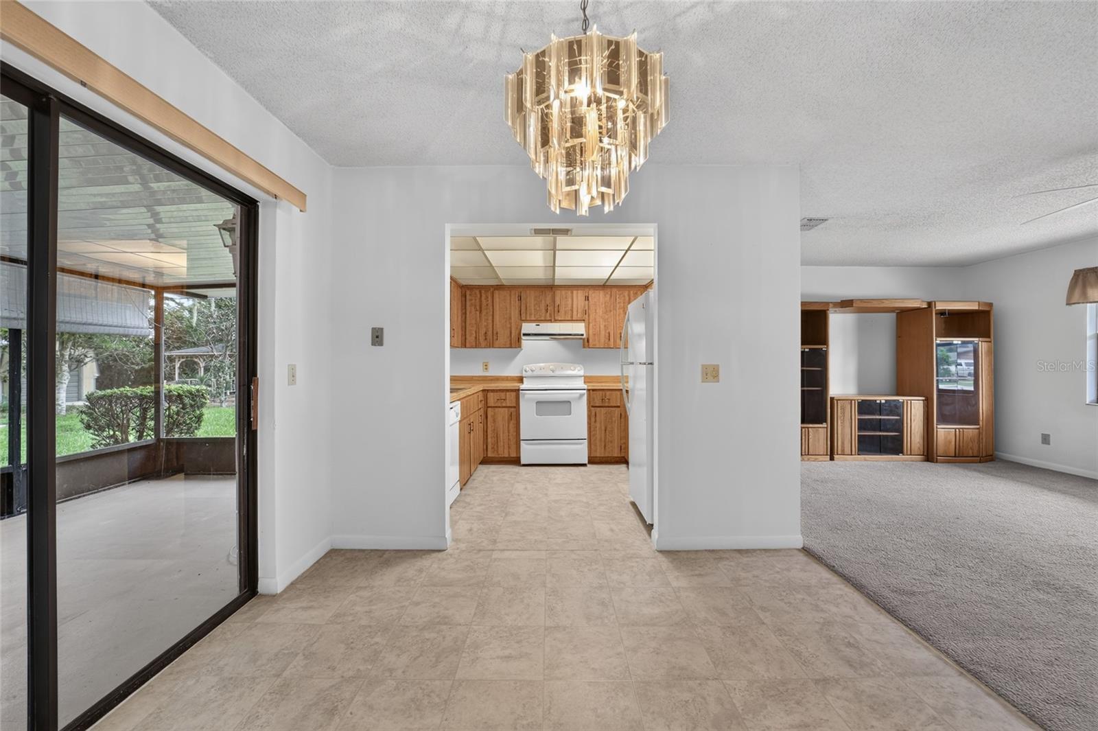 610 FOURTH AVENUE