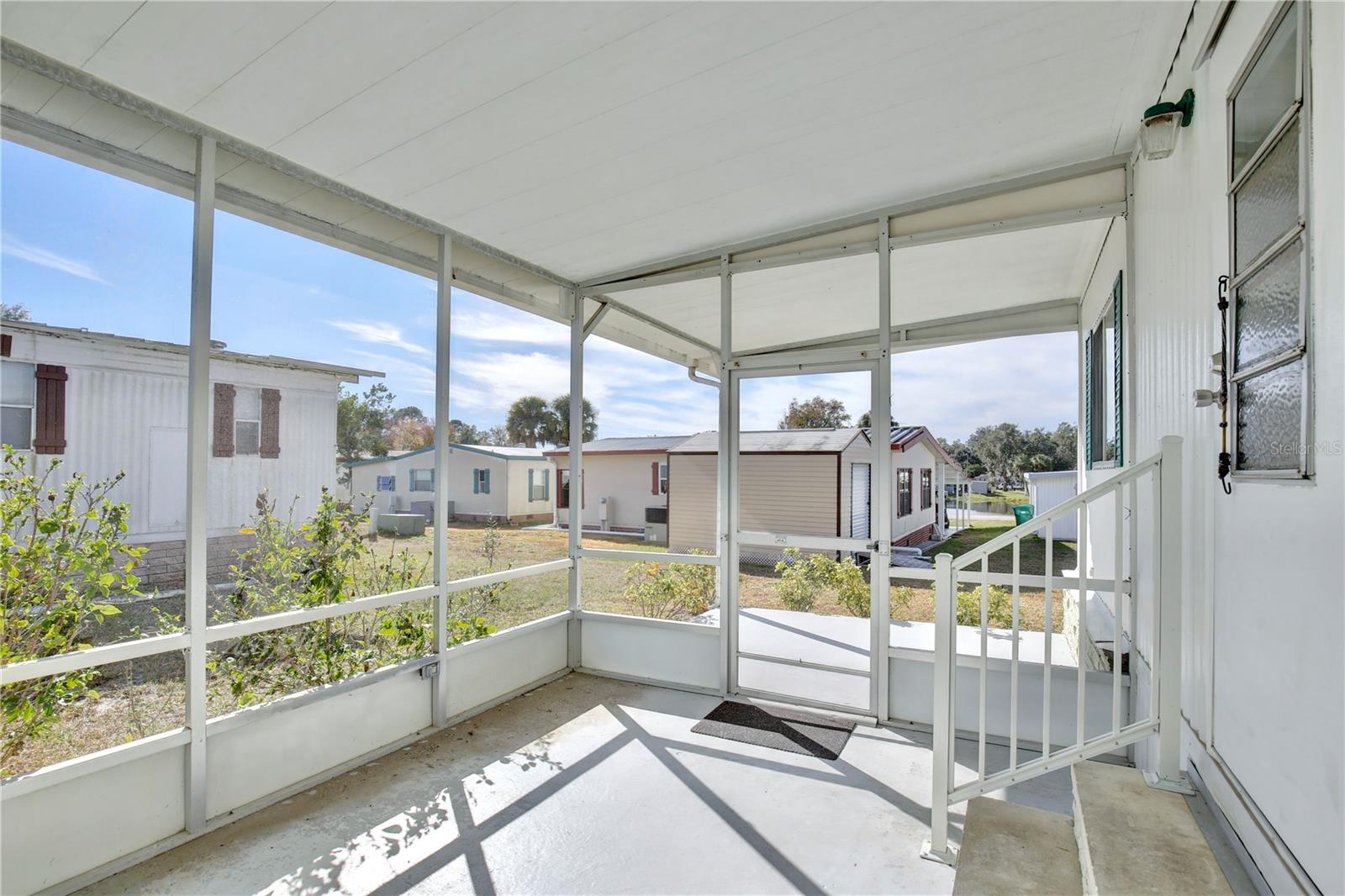 WATER WHEEL ADULT MOBILE HM CM - Residential