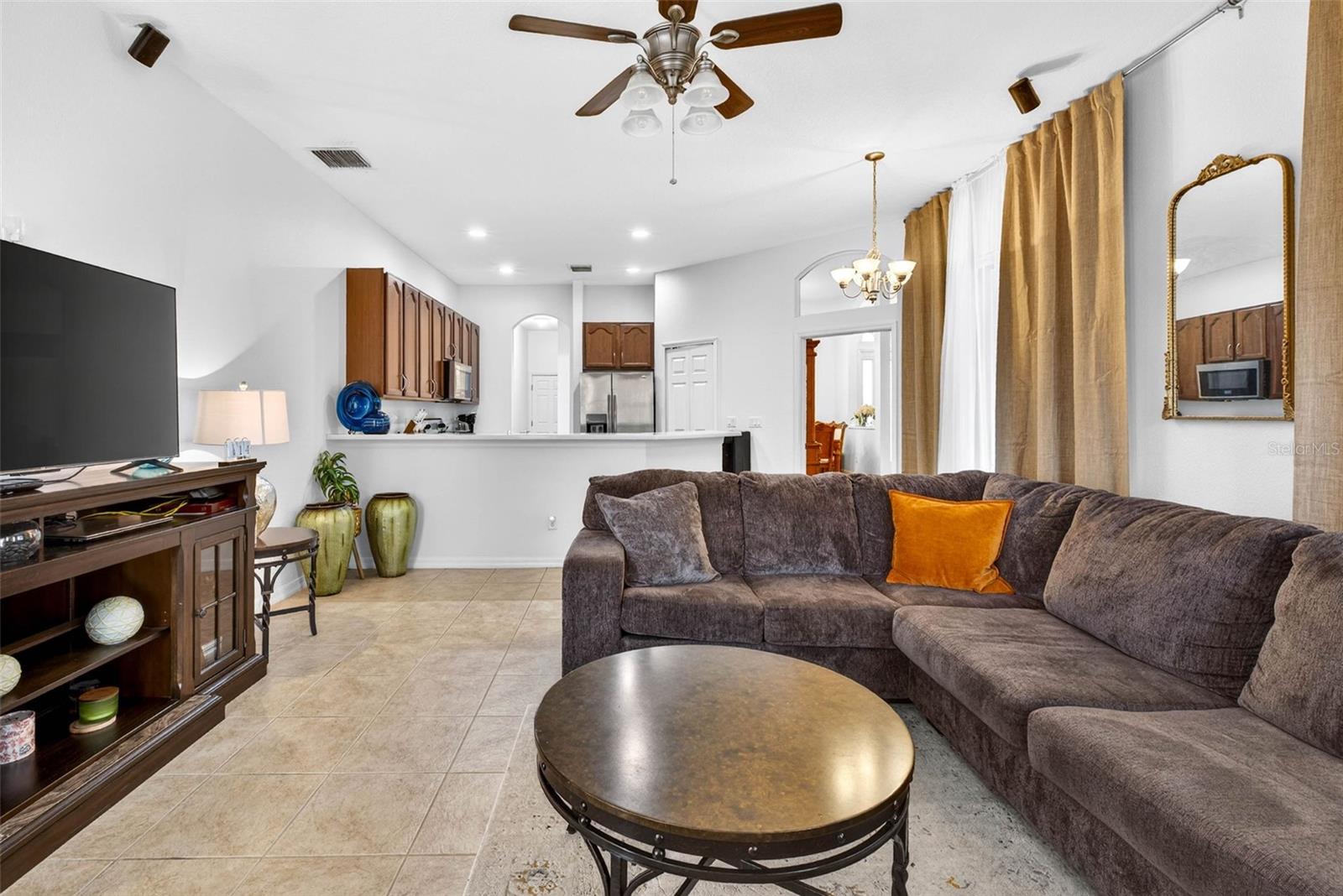 RIDGE CREST SUB UNITS - Residential