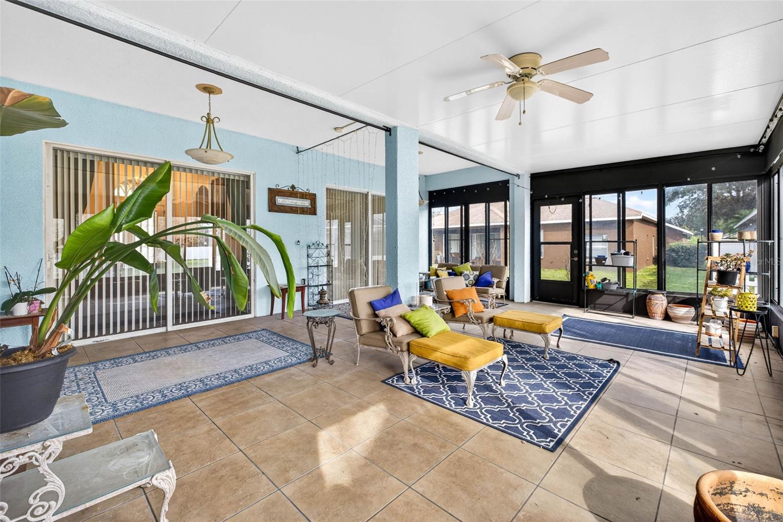 RIDGE CREST SUB UNITS - Residential