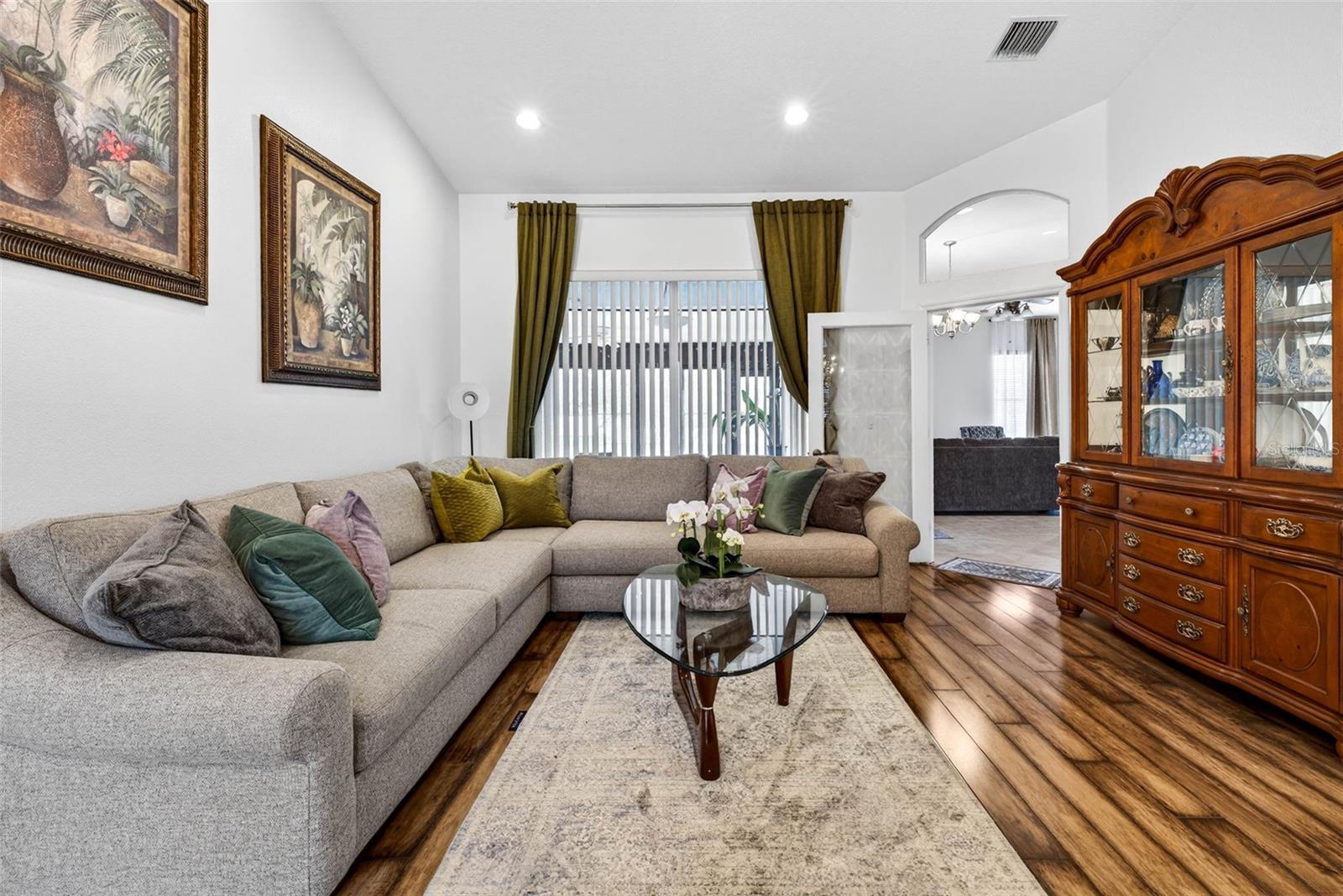 RIDGE CREST SUB UNITS - Residential