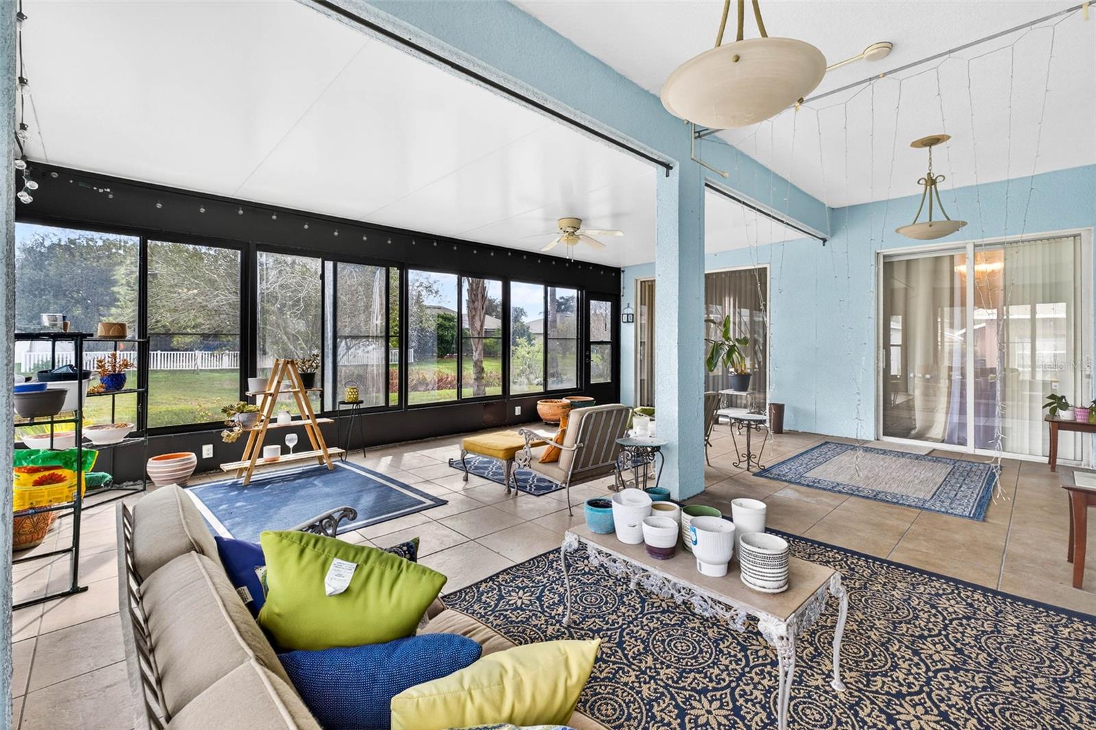 RIDGE CREST SUB UNITS - Residential