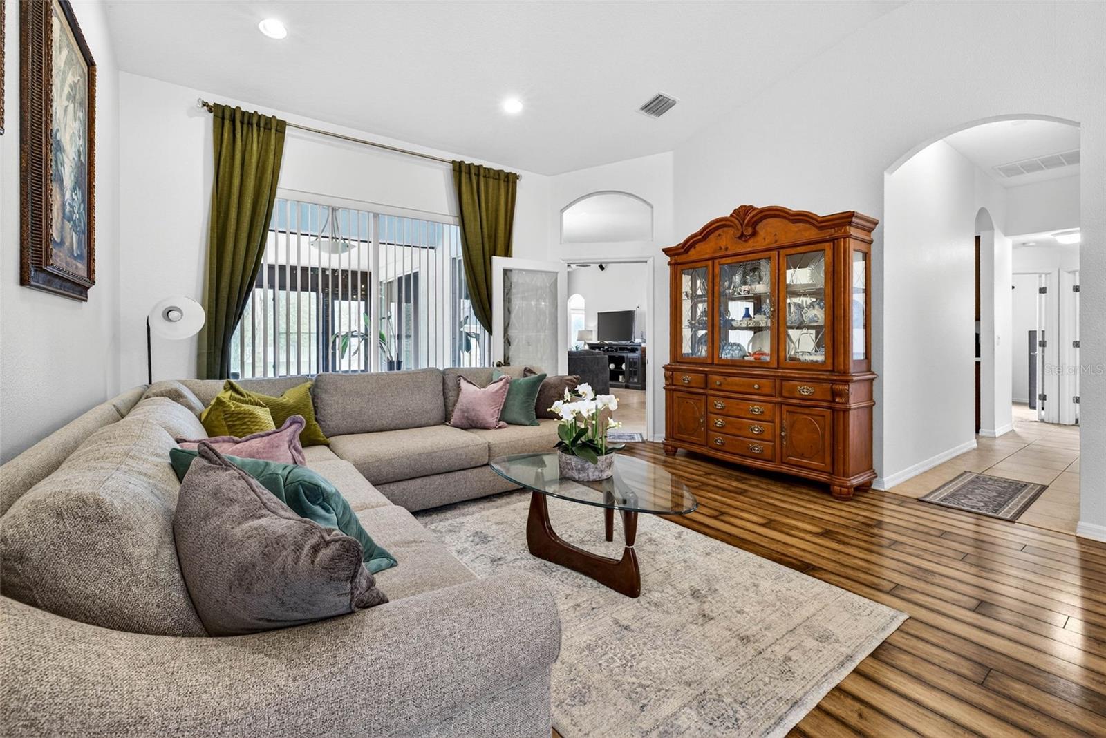 RIDGE CREST SUB UNITS - Residential