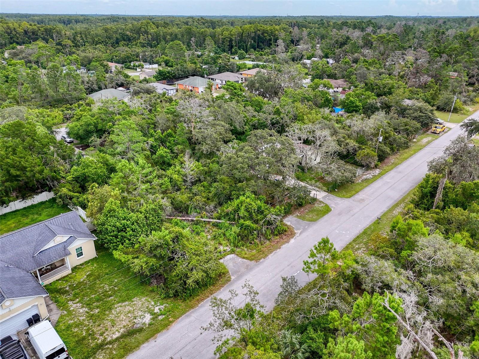MOON LAKE ESTATES - Land