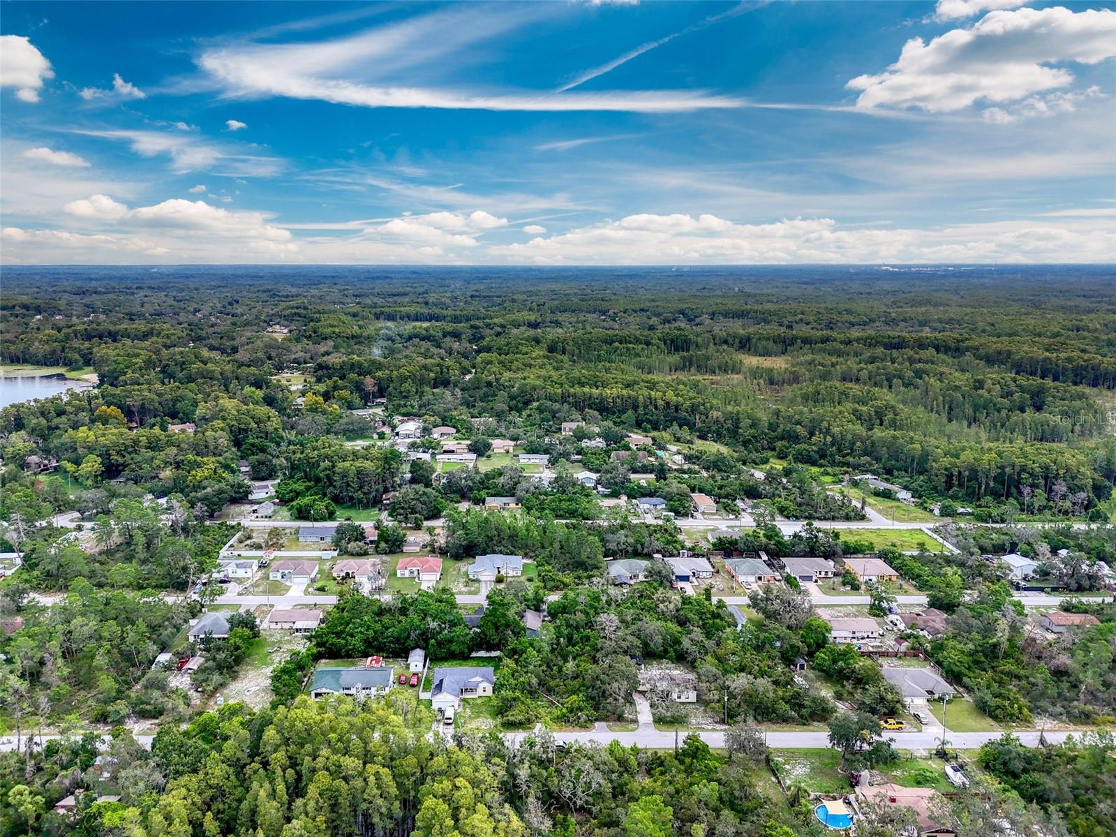 MOON LAKE ESTATES - Land
