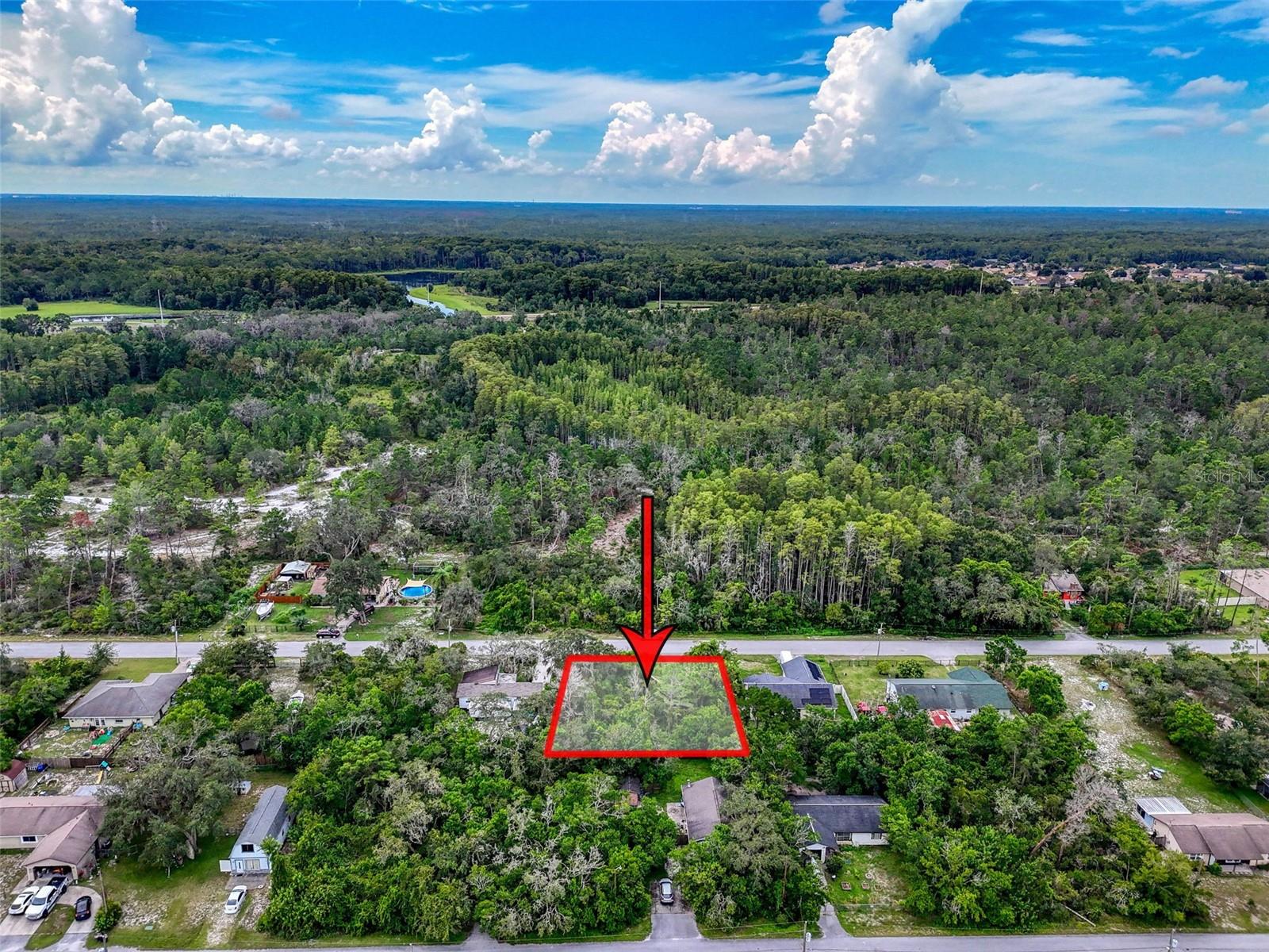 MOON LAKE ESTATES - Land