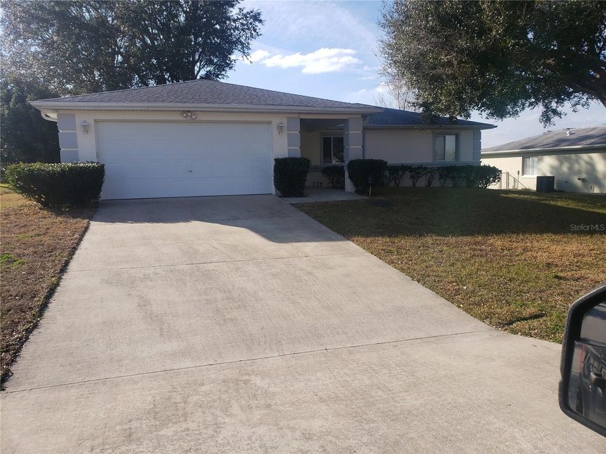 THIS HOME SHOWS PRIDE OF OWNERSHIP, SENIOR COMMUNITY WITH ACTIVE CLUBHOUSE, REMODELED, MOVE IN CLEAN, KITCHENIS EQUIPED WITH PLENTY OF CABINETS, PREP AREAS,AND BREAKFAST NOOK, LIVING ROOM, DINING ROOM INCLUDING KITCHEN,(CERAMIC TILE) ARE ALL OPEN FLOOR PLAN, SLIDING DOOR TO CARPETED LANAI THEN OUTSIDE TO OPEN PATIO.  LAMINATE FLOORING IN MASTER BEDROOM, LARGE WALK CLOSET, INCLUDING MASTER BATH WITH WALK IN SHOWER WITH LARGE GLASS DOORS.  TWO ADDITIOAL BEDROOMS ON A SPLIT PLAN, WITH A TILED GUEST BATH ADJACENT, WASHER AND DRYER AND TUB SINK ARE THRU DOOR OFF ENTRY, OVERSIZED 2 CAR GARAGE. A FUNCTIONAL CHARMING HOME. NEW ROOF 2017 NEW AC 2018, FENCED YARD. VERY POPULAR CARDINAL MODELS.
