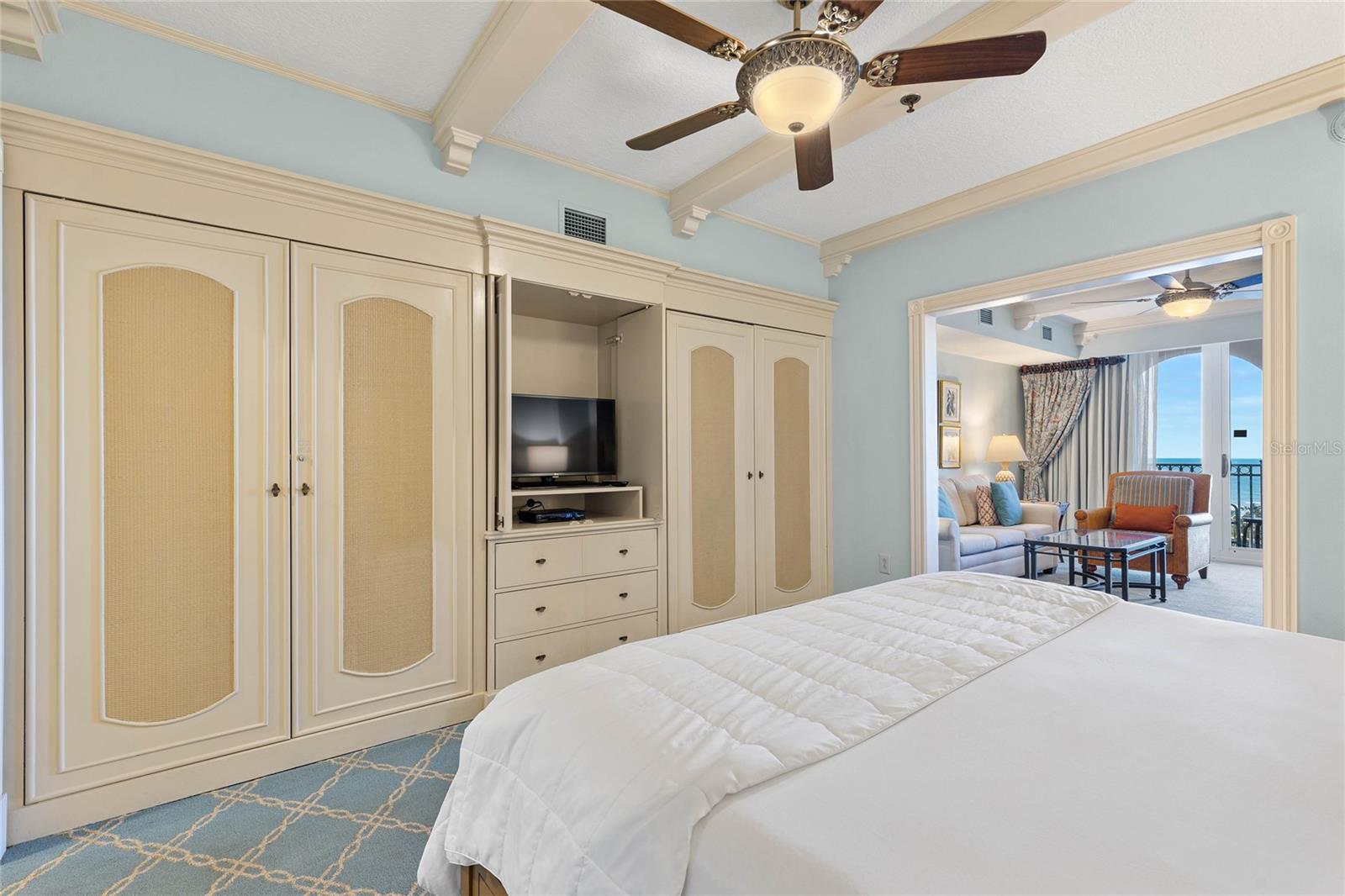 200 OCEAN CREST DRIVE 726