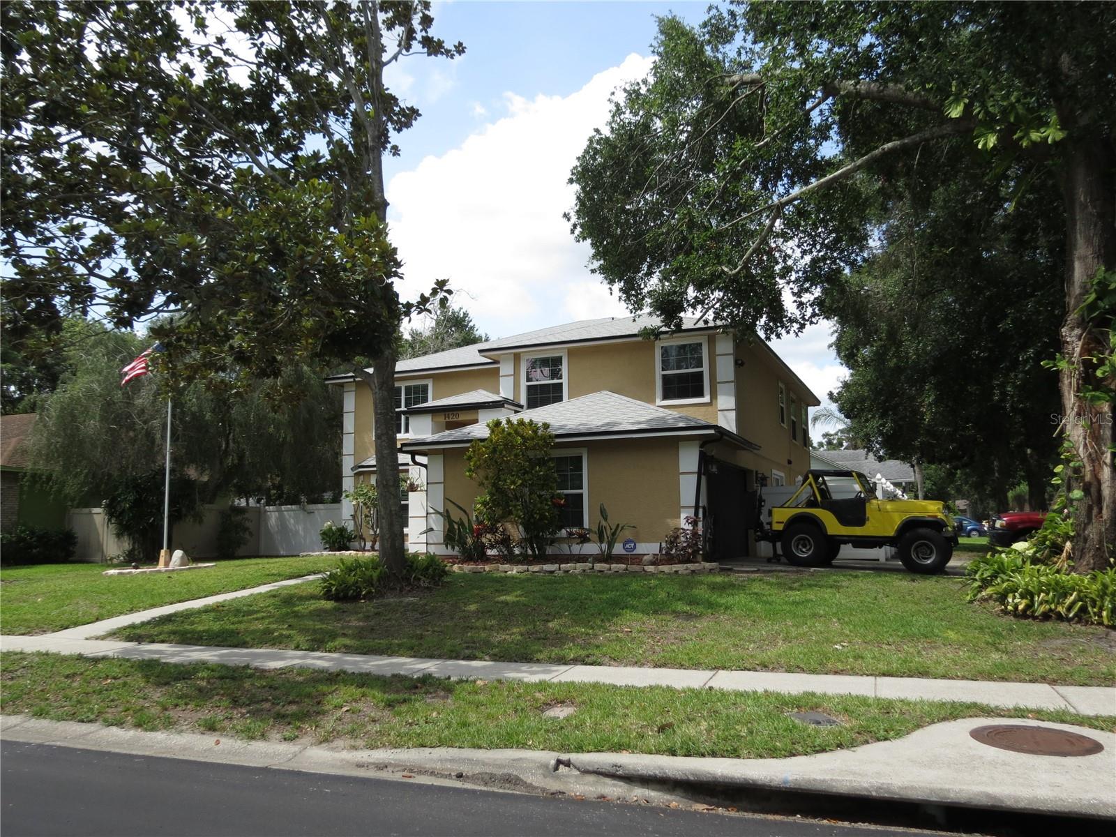 1420 CENTER STREET