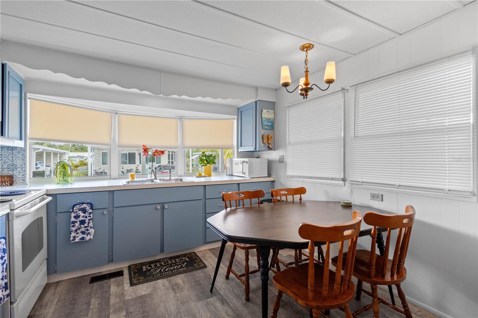 MARY LU MHP - Residential