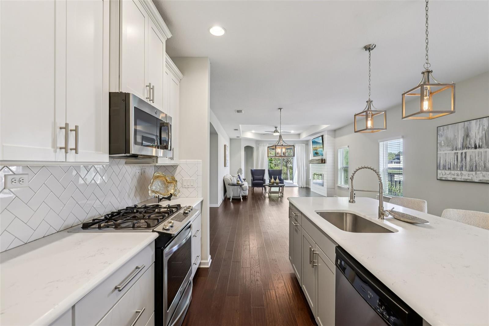 BEACON LAKE PH 1 - Residential