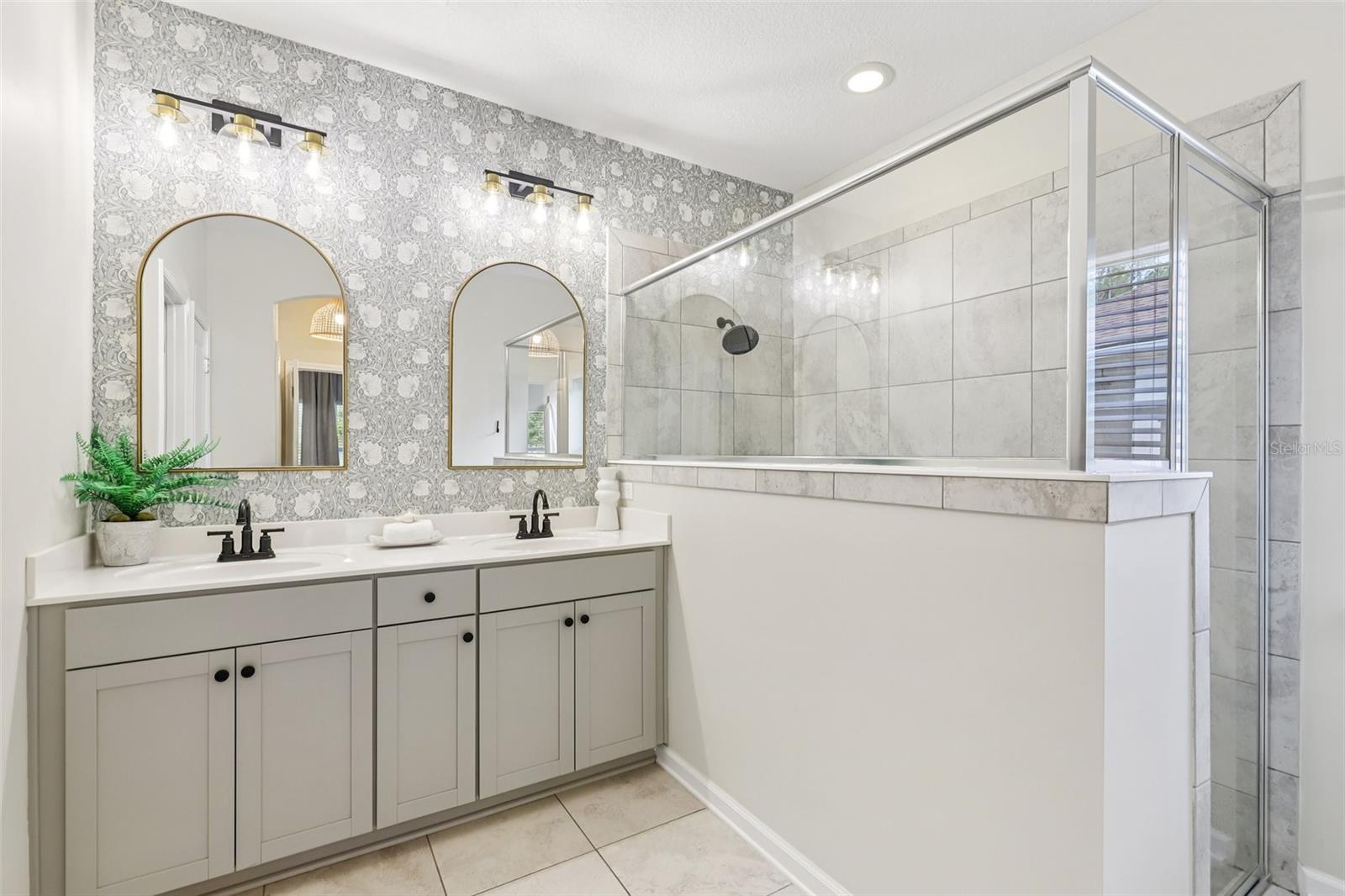 BEACON LAKE PH 1 - Residential