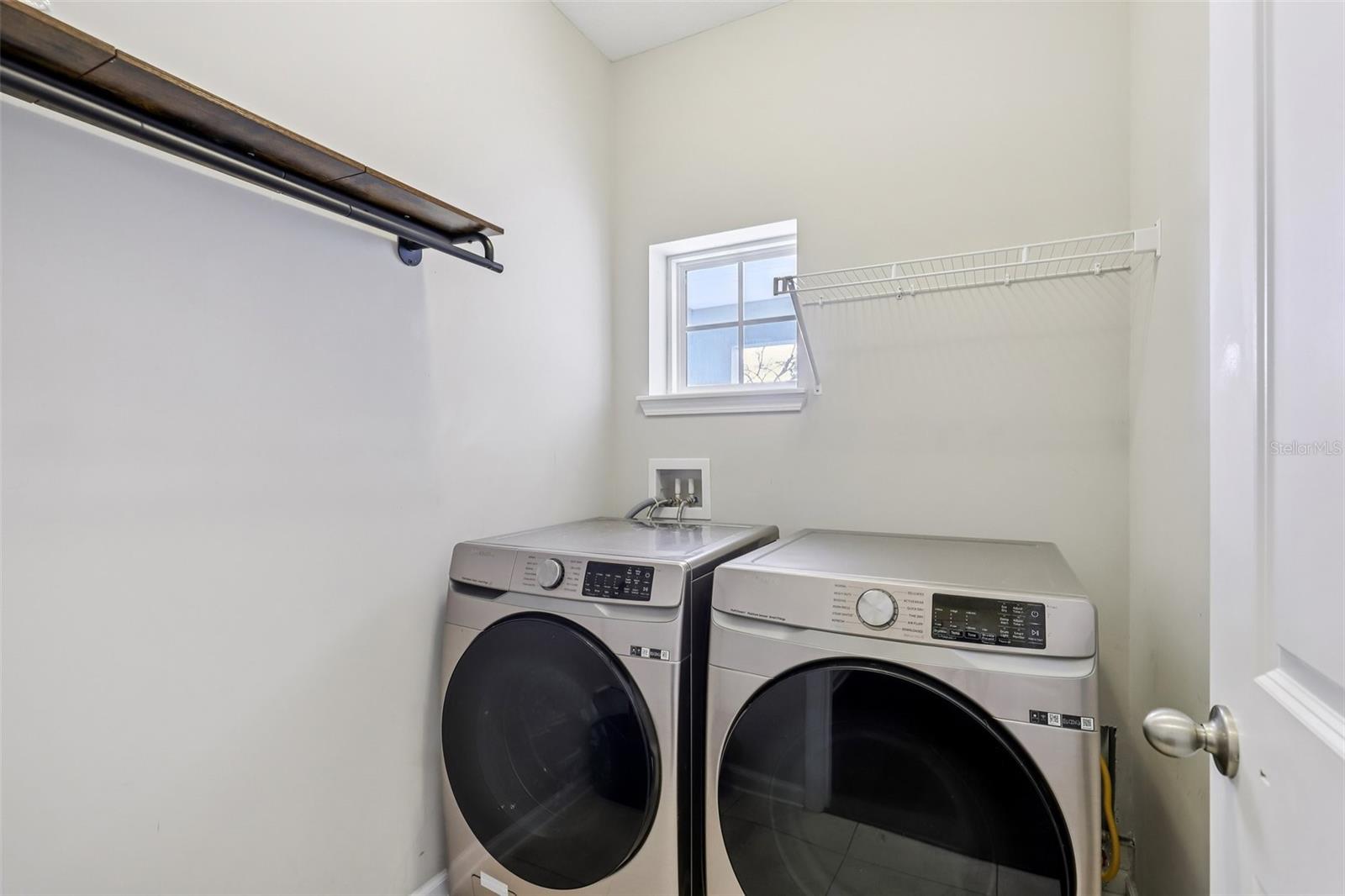 BEACON LAKE PH 1 - Residential