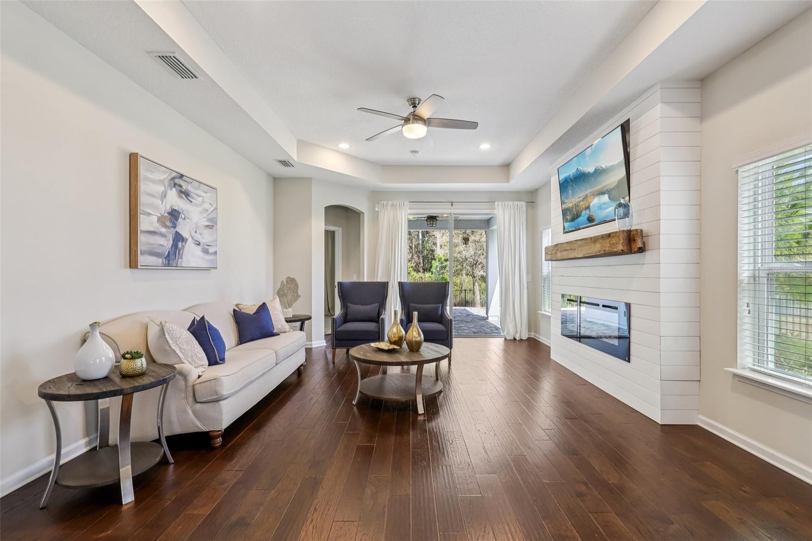 BEACON LAKE PH 1 - Residential