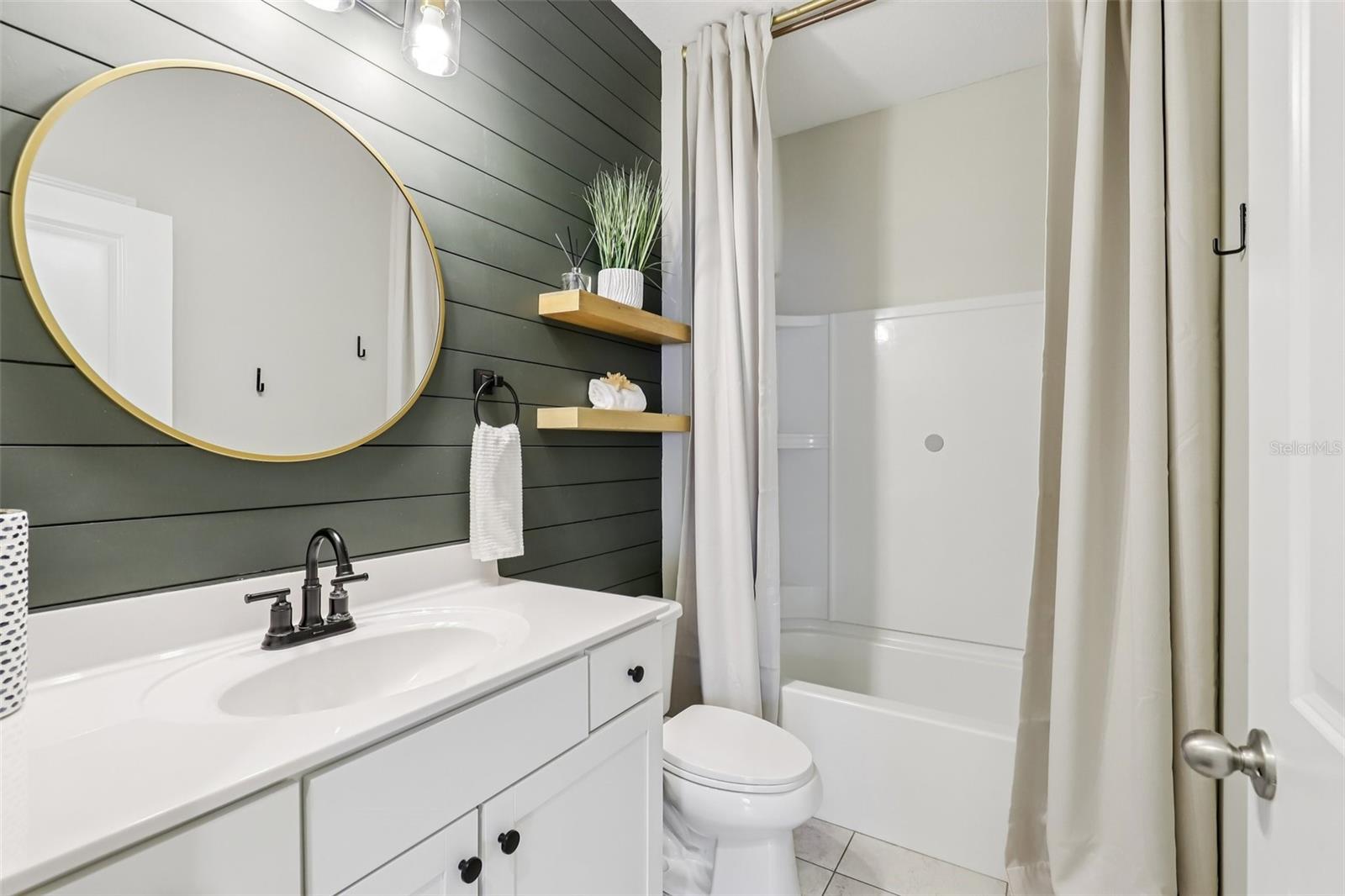 BEACON LAKE PH 1 - Residential