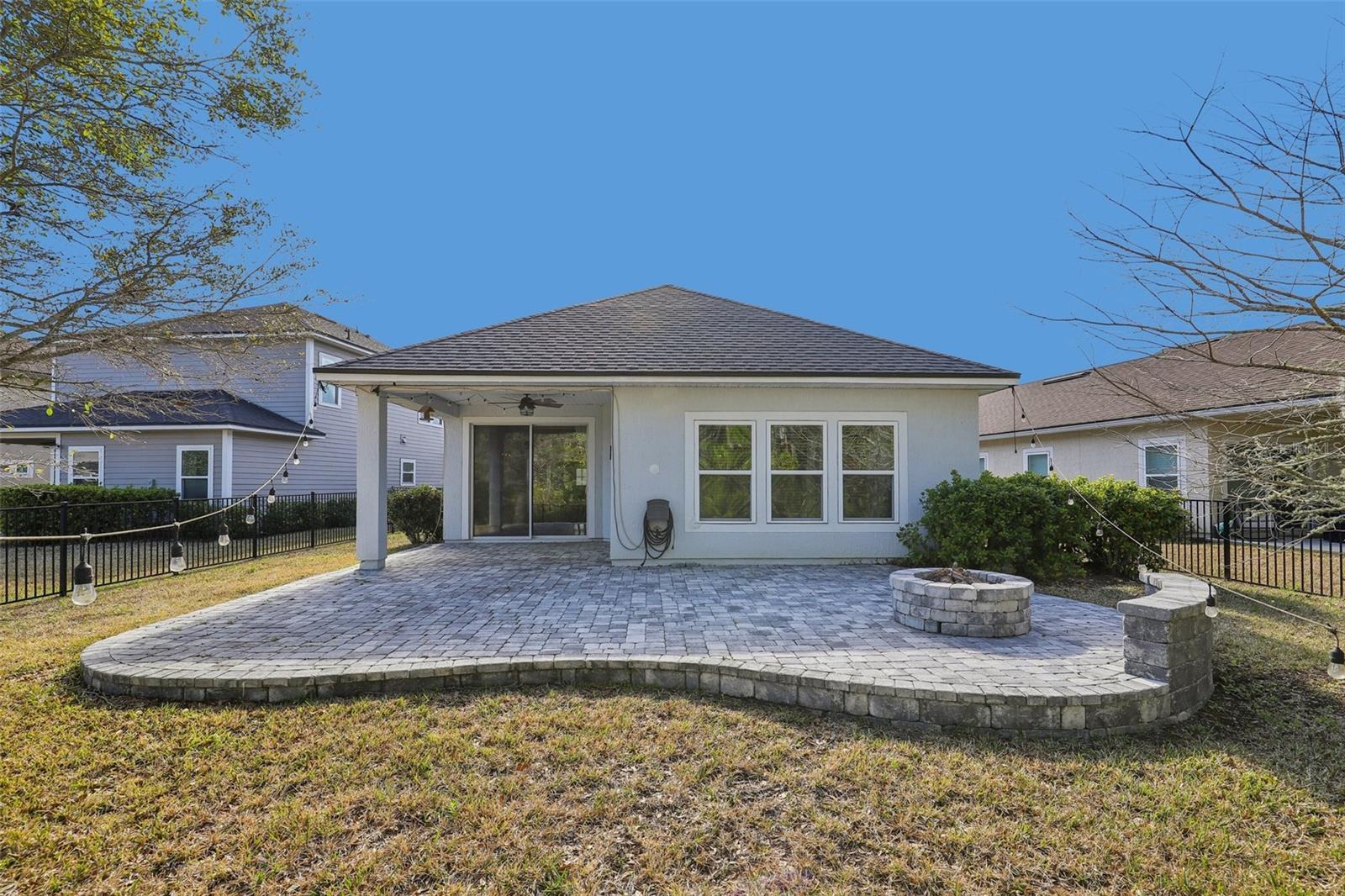 BEACON LAKE PH 1 - Residential