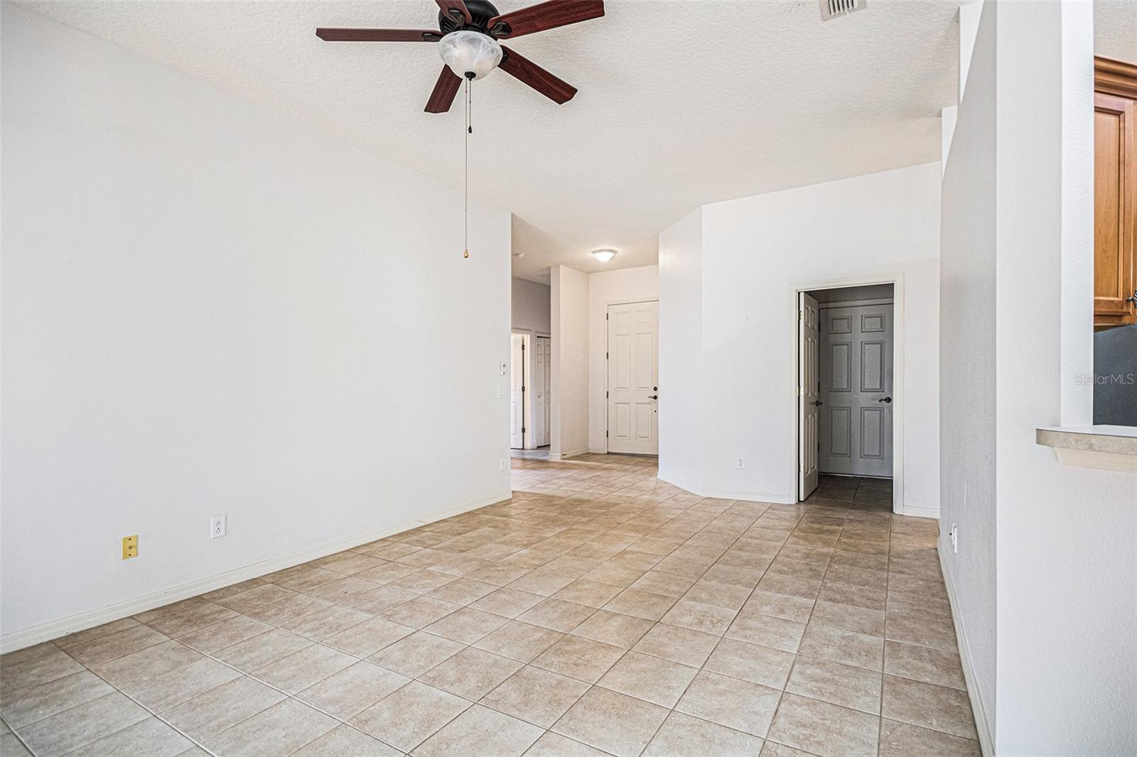 CASCADES OF GROVELAND / TRILOGY ORLANDO - Residential