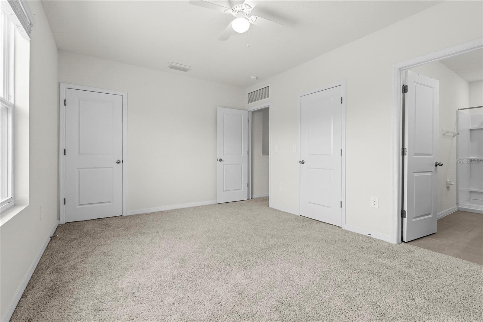 PROMENADE EAST - Residential