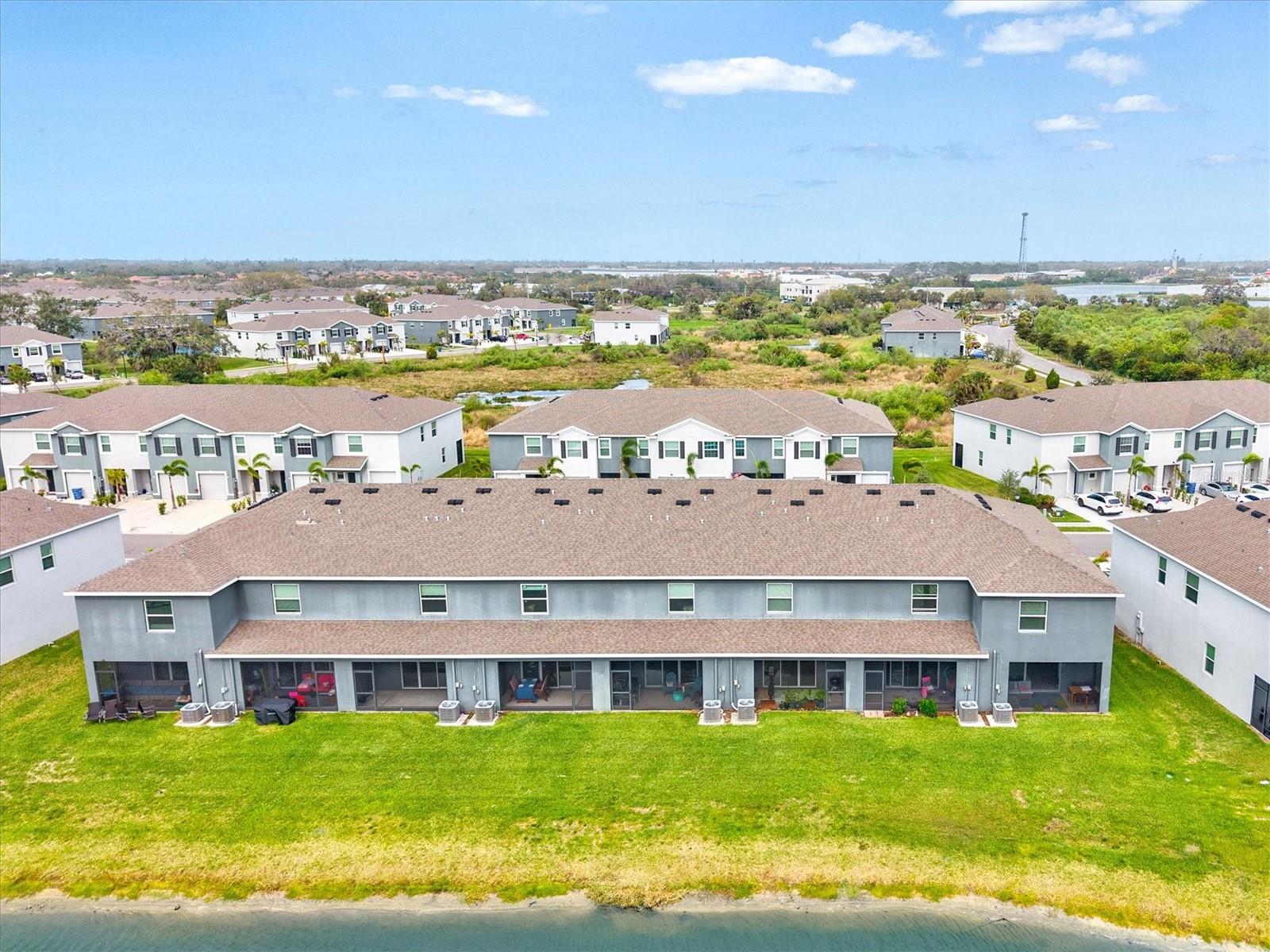 PROMENADE EAST - Residential