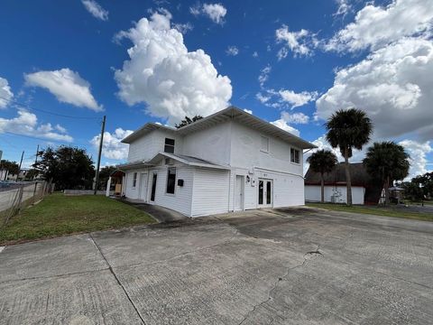 Photo of 1871 S Ridgewood Avenue, South Daytona, FL 32119 (MLS # NS1087505)