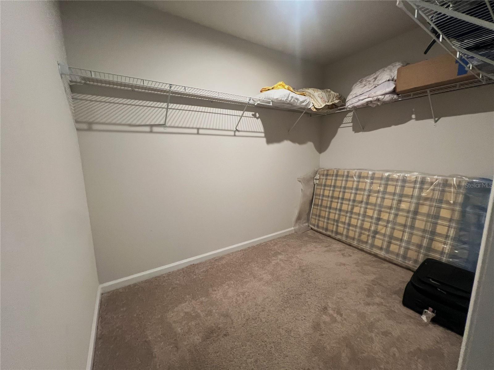 LAKES/LUCERNE PARK PH 6 - Residential Lease