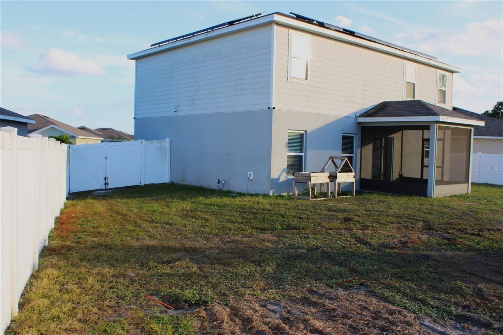 LAKES/LUCERNE PARK PH 6 - Residential Lease