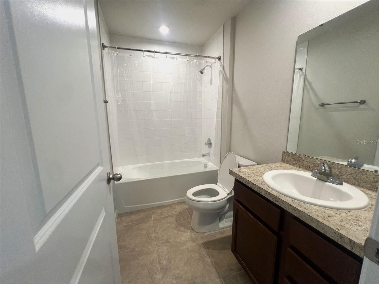 LAKES/LUCERNE PARK PH 6 - Residential Lease