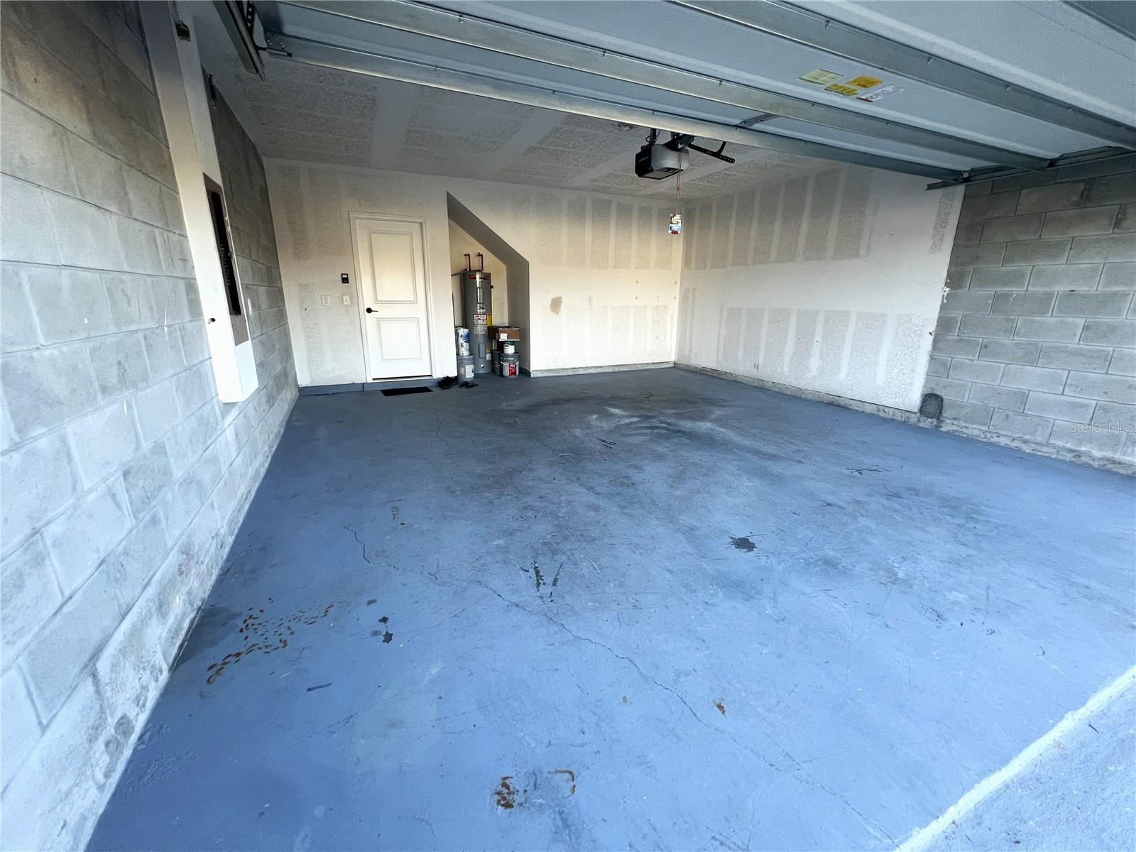 LAKES/LUCERNE PARK PH 6 - Residential Lease