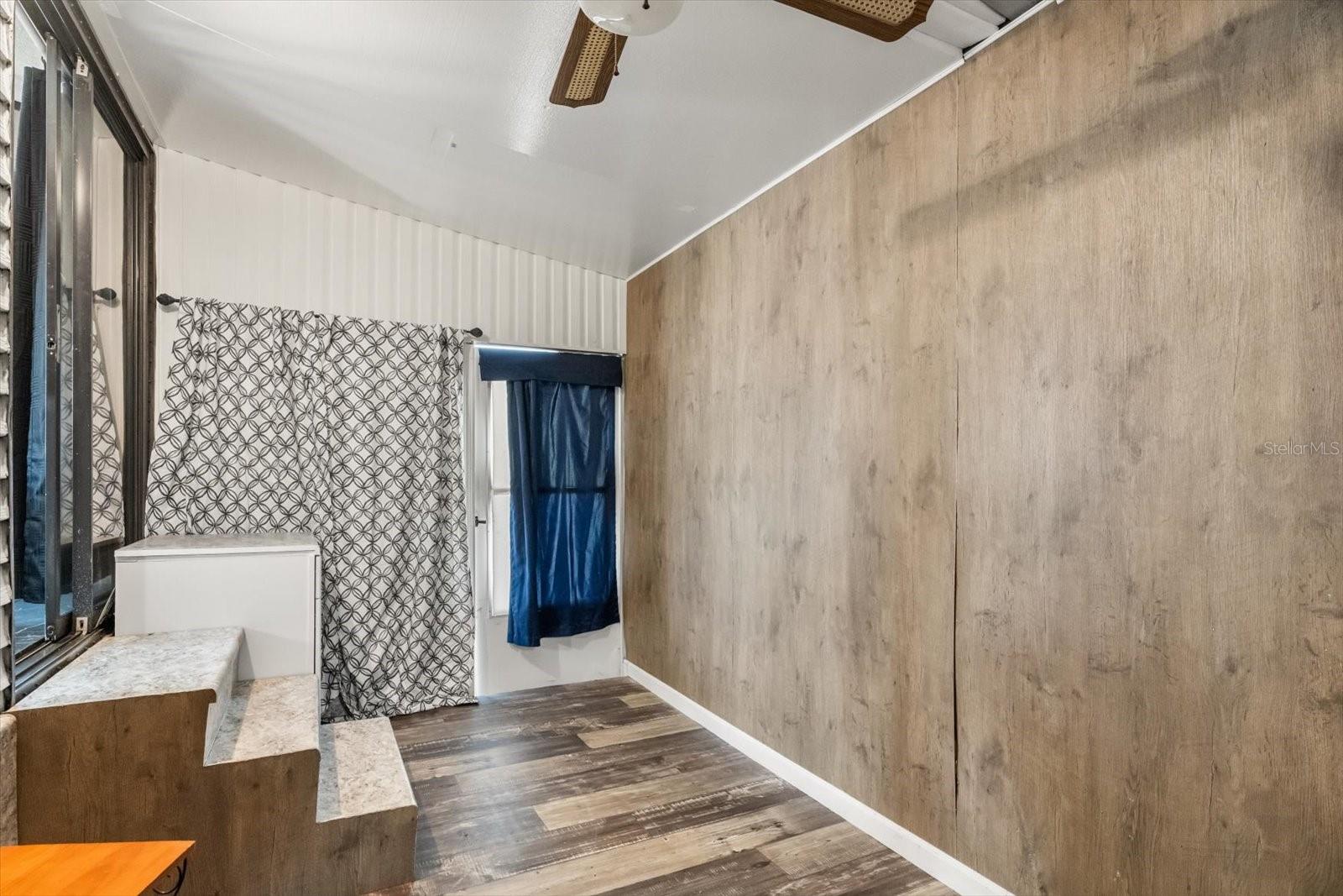 OUTDOOR RESORTS AMERICA - Residential