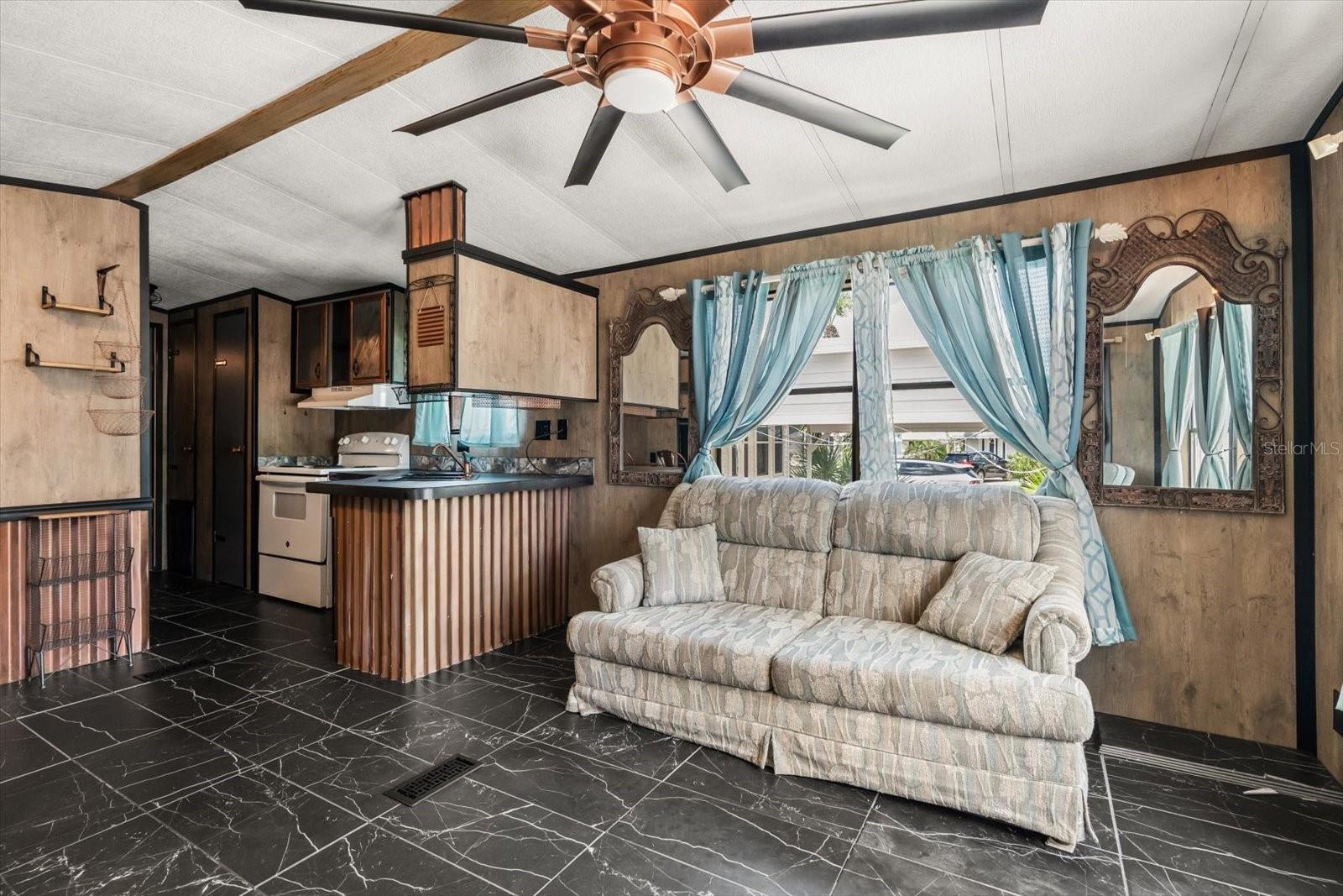 OUTDOOR RESORTS AMERICA - Residential