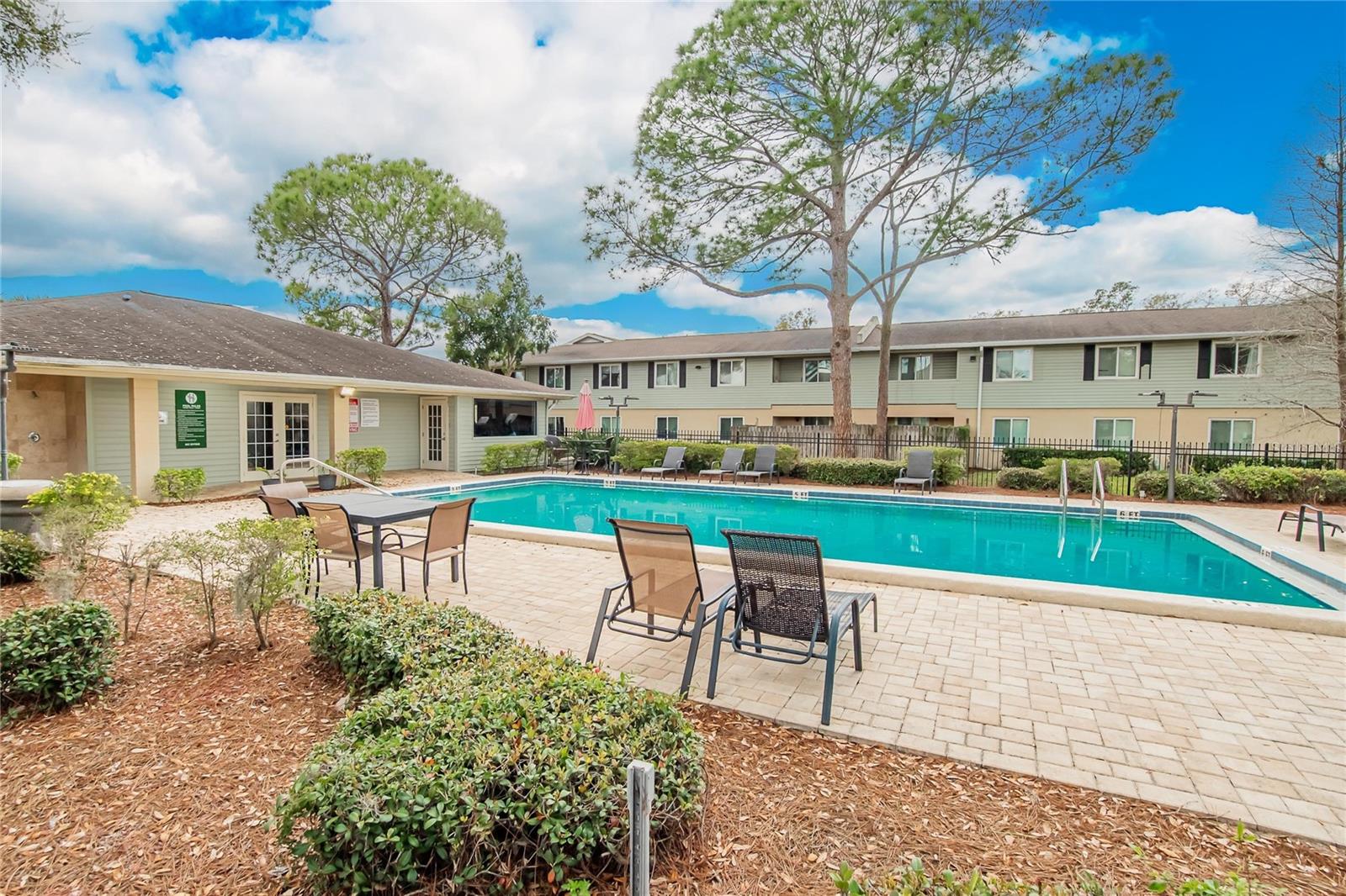 202 RED MAPLE PLACE 202