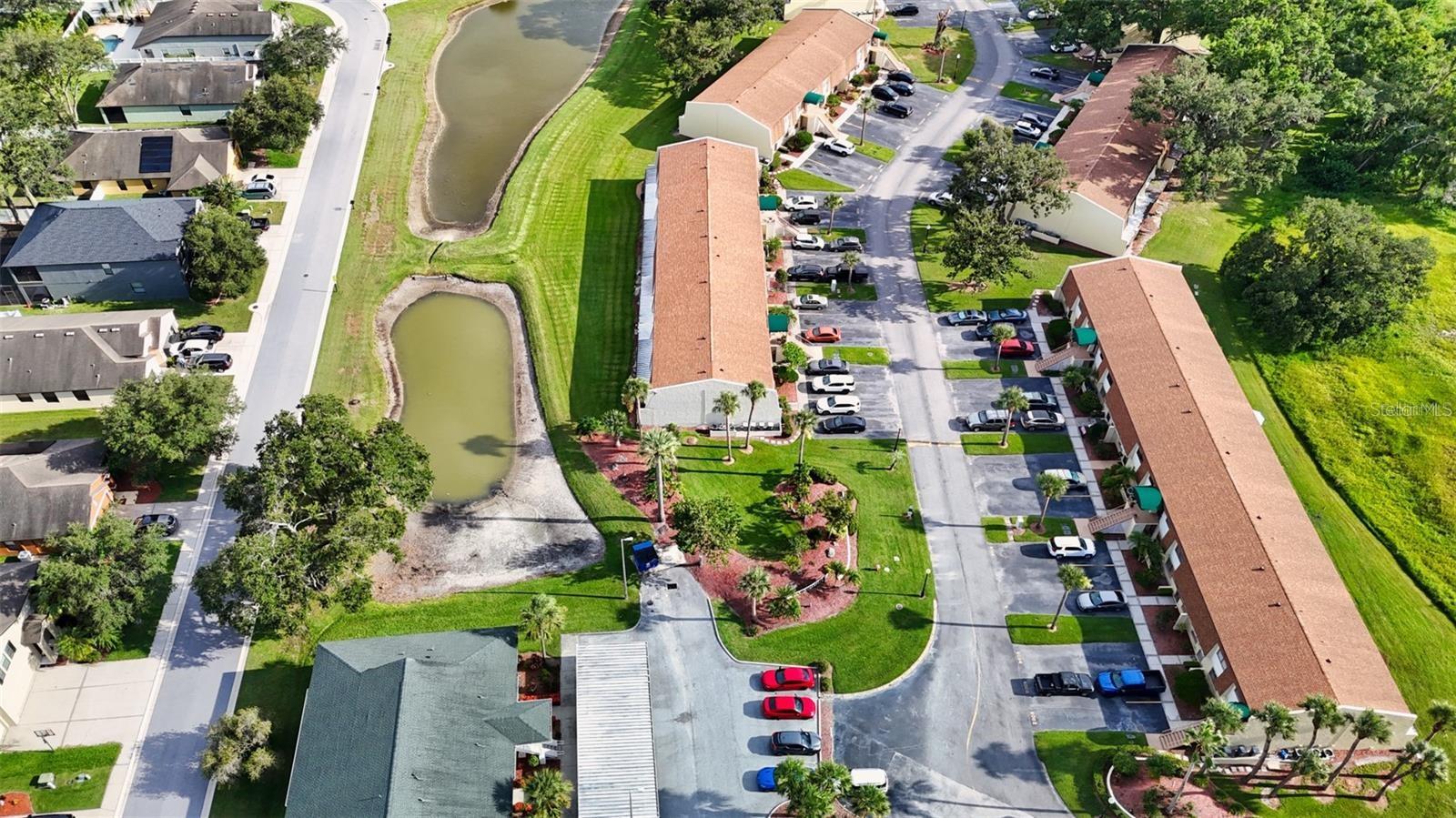 FAIRWOODS A CONDOMINIUM COND BK-7 PGS 6- - Residential