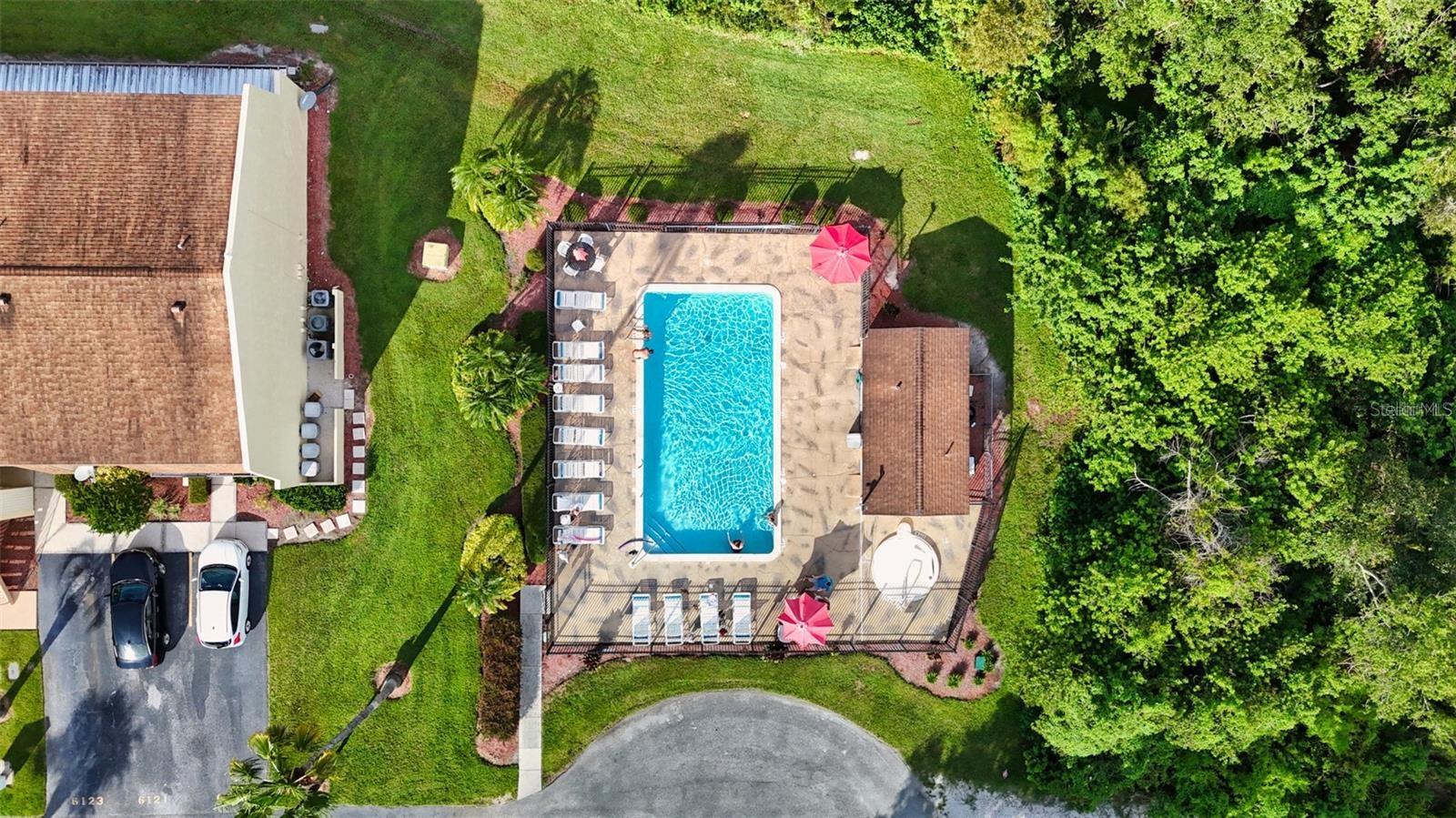 FAIRWOODS A CONDOMINIUM COND BK-7 PGS 6- - Residential