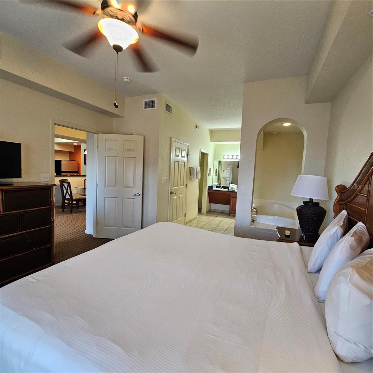 LAKE BUENA VISTA RESIDENCE VILLAGE 02 - Residential