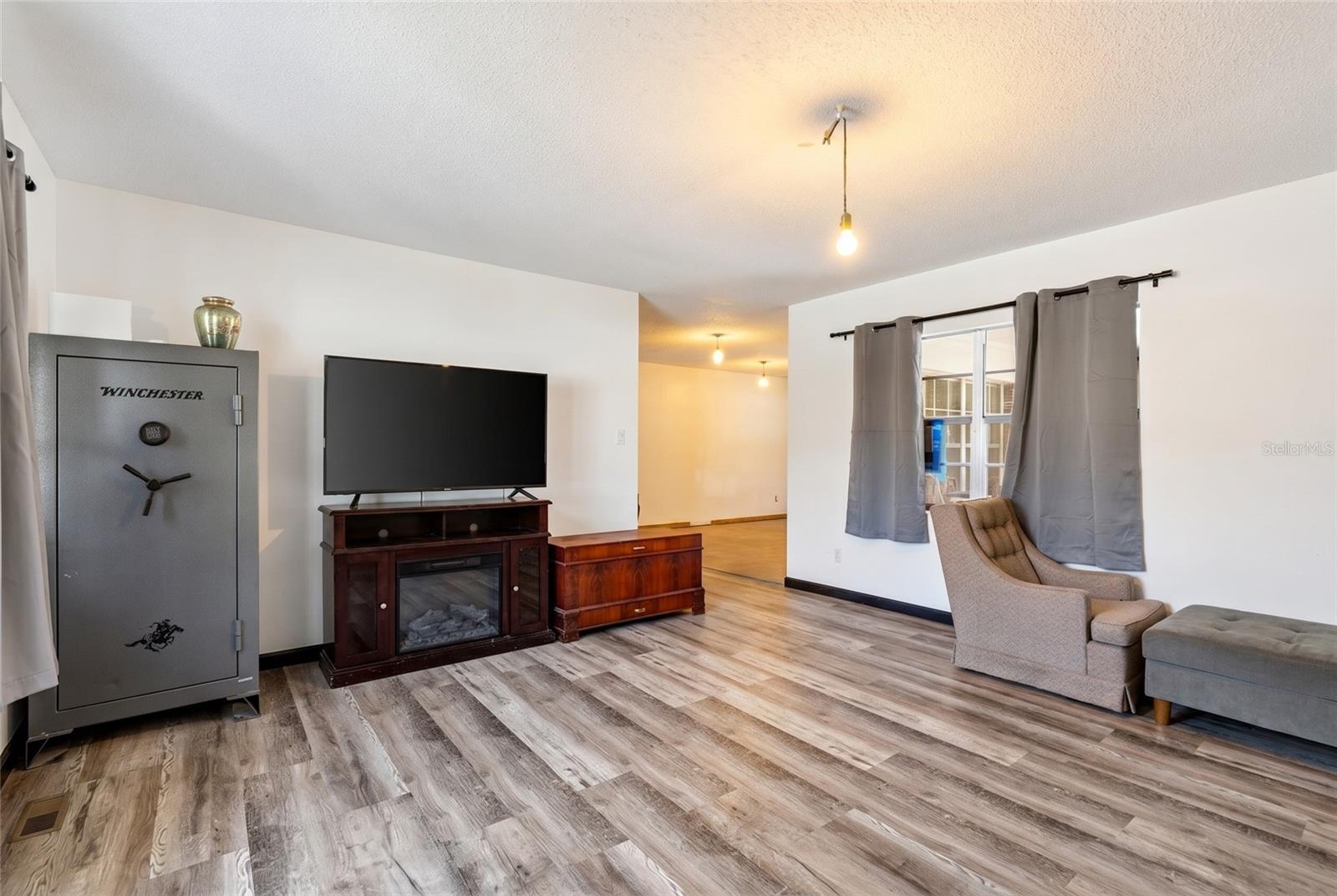 BELMAR ESTATES - Residential