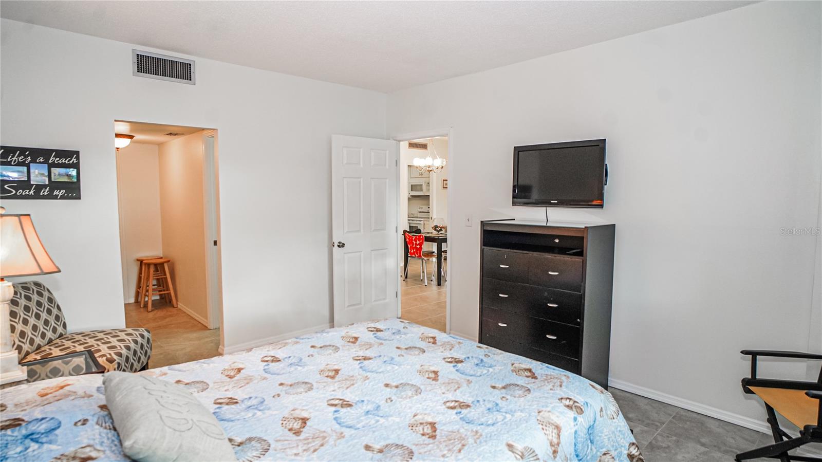 THREE PALMS POINTE CONDO - Residential