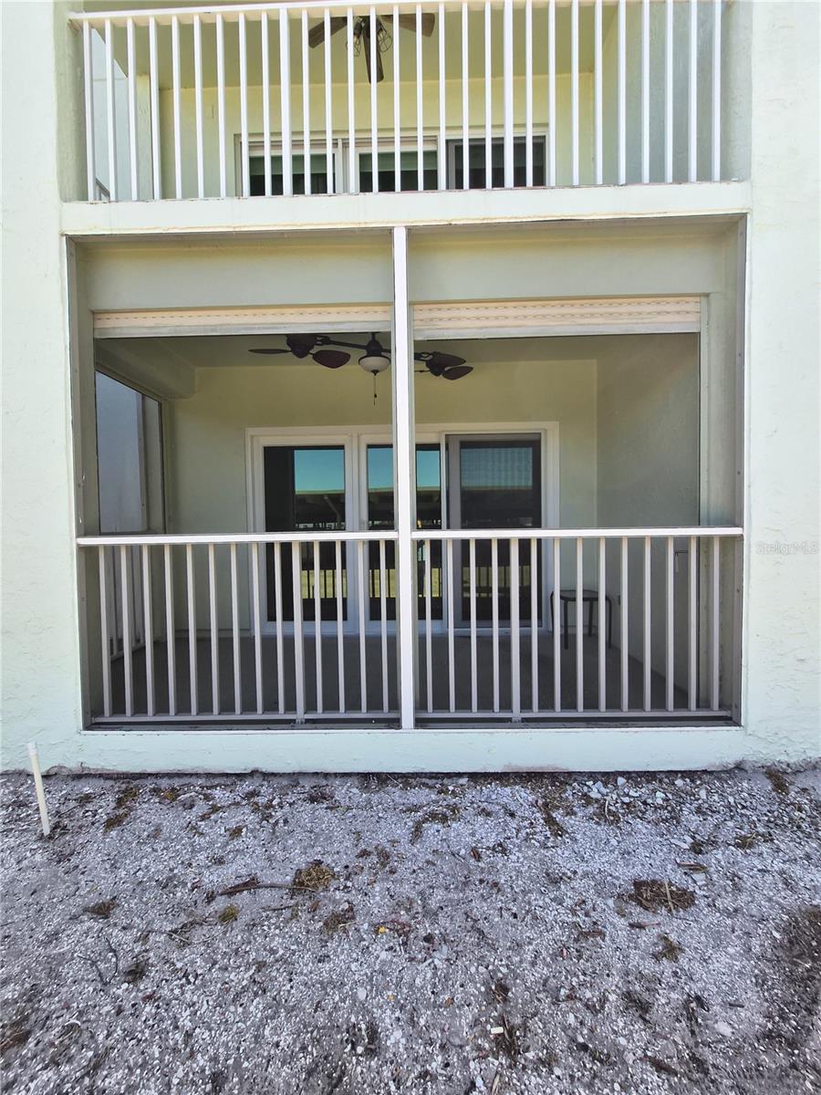 THREE PALMS POINTE CONDO - Residential