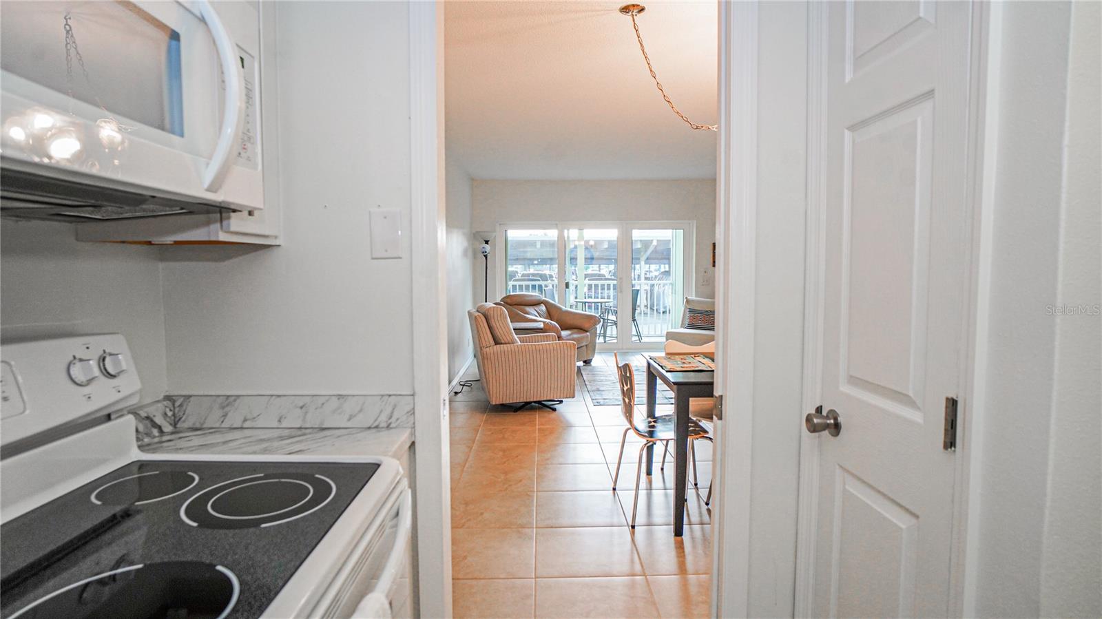 THREE PALMS POINTE CONDO - Residential