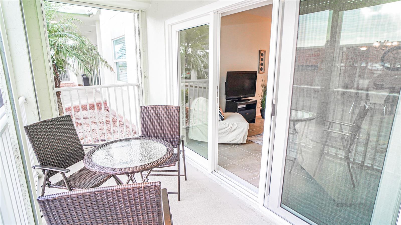 THREE PALMS POINTE CONDO - Residential