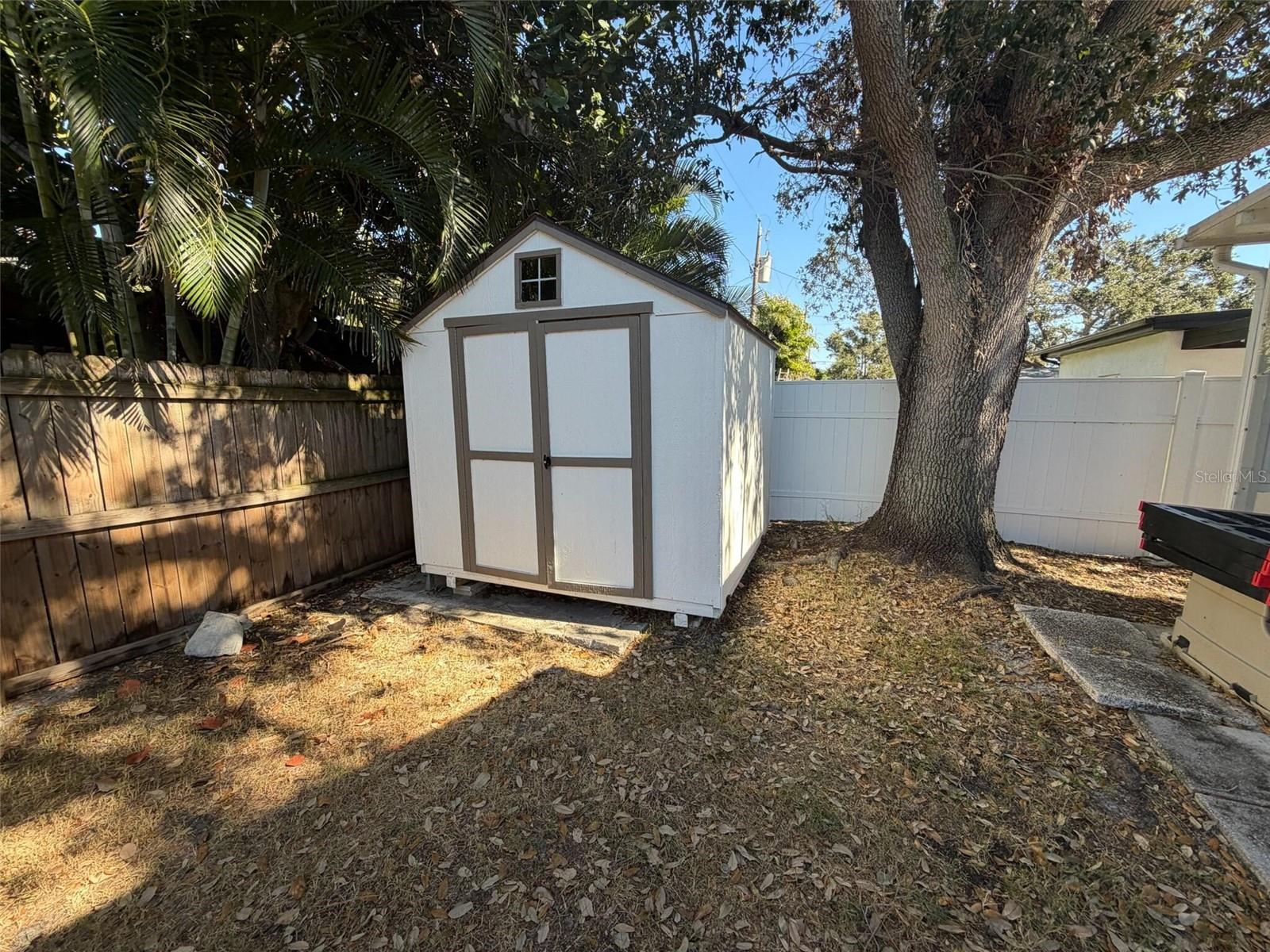 SHOREACRES CENTER - Residential