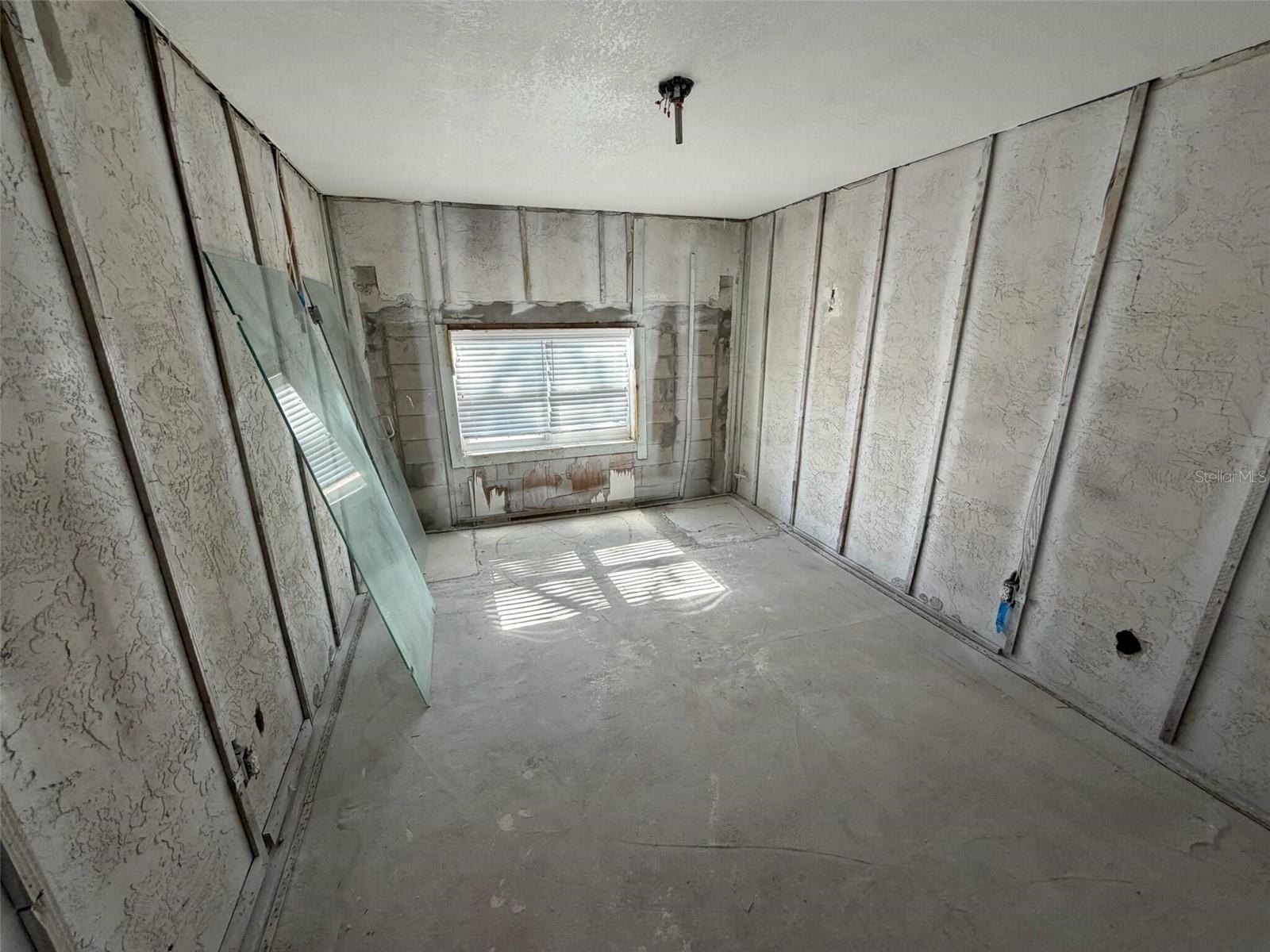 SHOREACRES CENTER - Residential