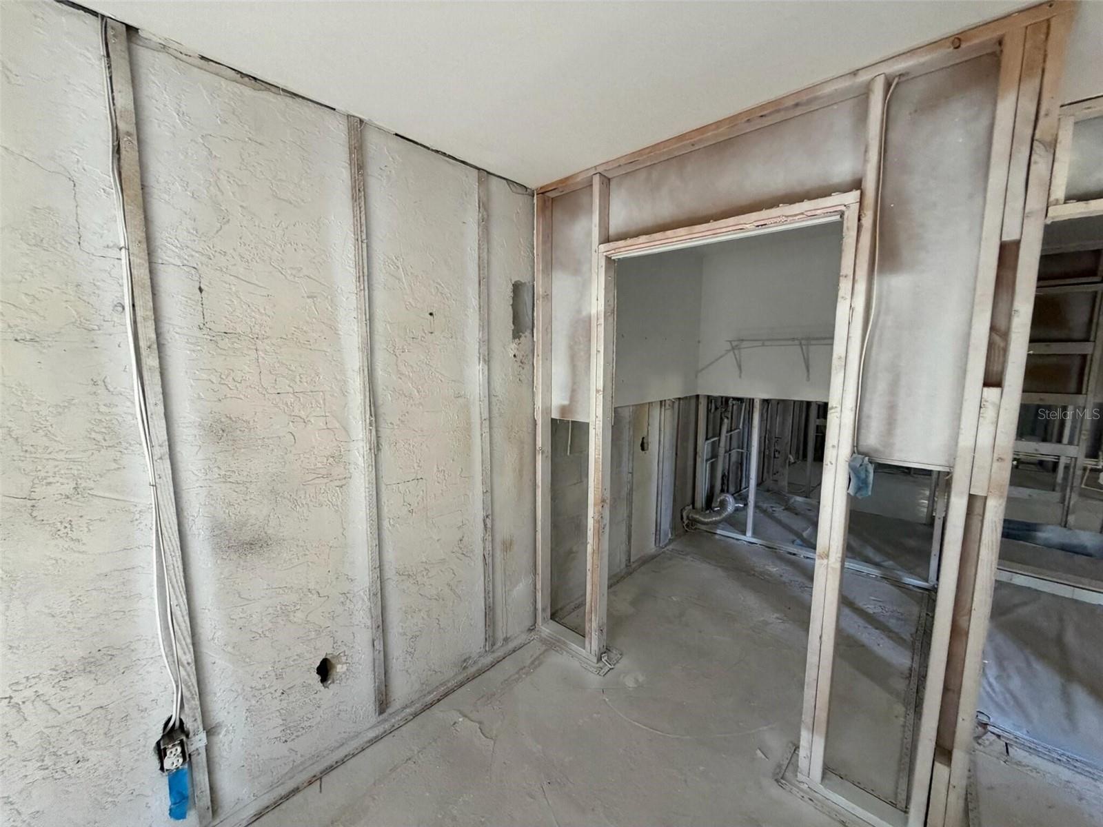 SHOREACRES CENTER - Residential