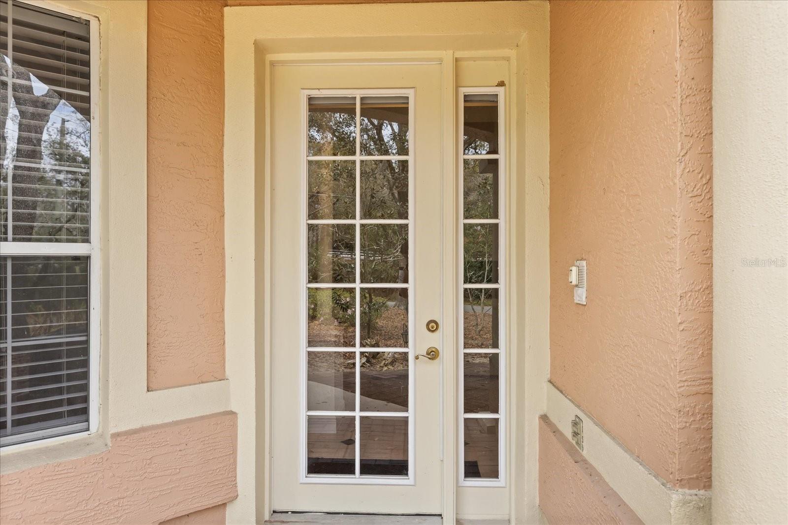 HOWEY MISSION SONOMA CONDO - Residential